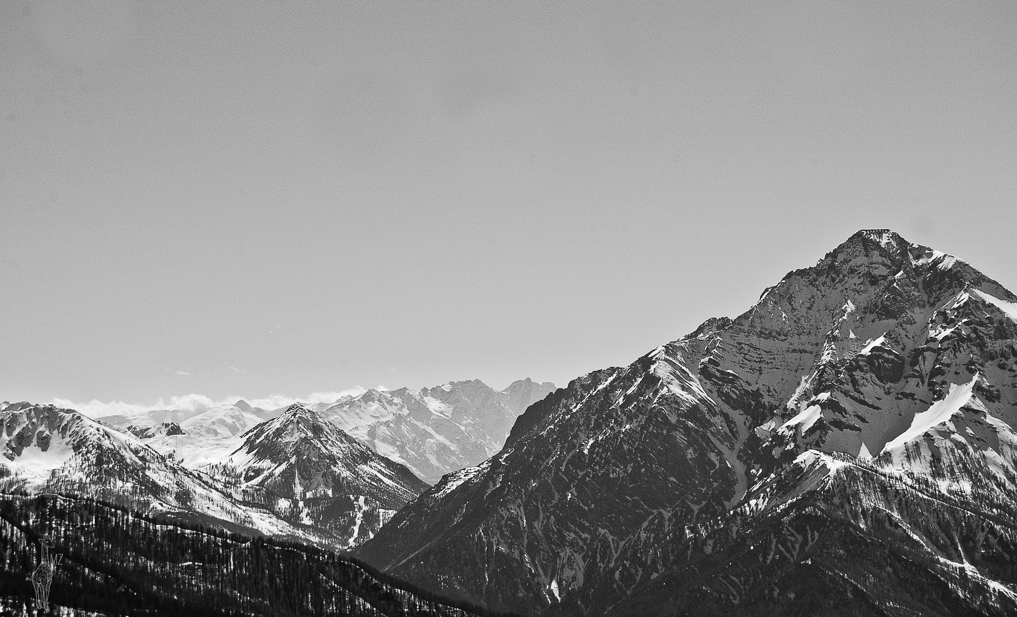 AF Zoom-Nikkor 28-80mm f/3.5-5.6D sample photo. Chaberton's winter photography