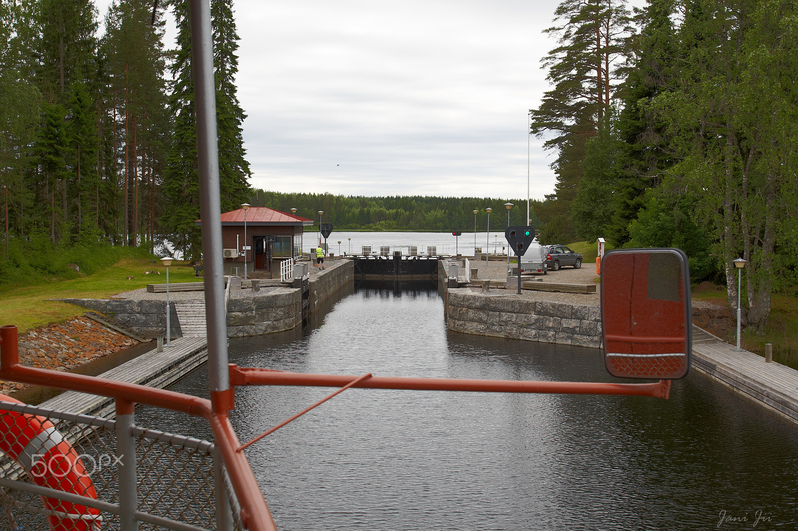 Canon EF 20-35mm f/2.8L sample photo. One of the locks in saimaa photography