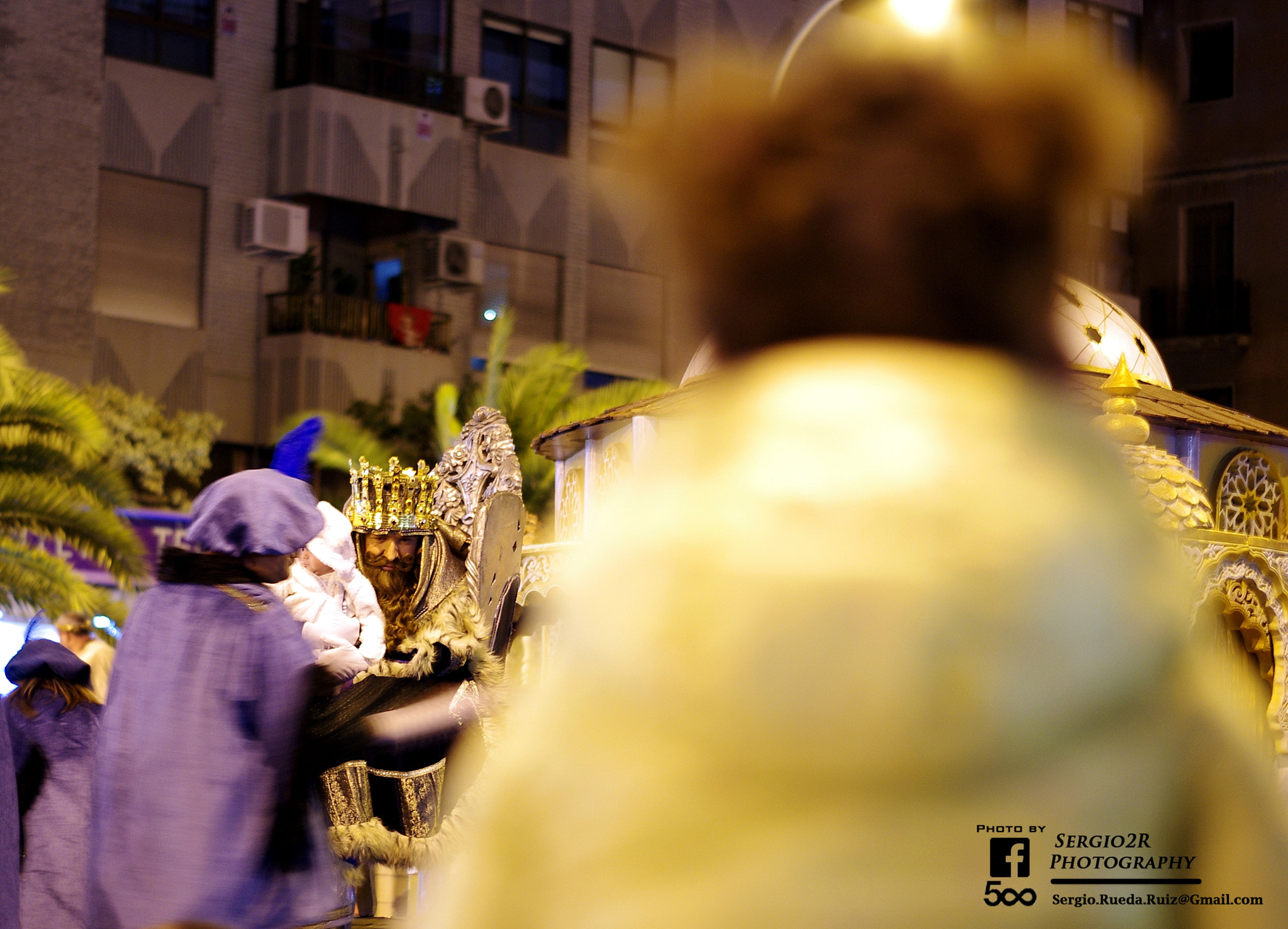 Pentax K-r + Pentax smc DA 50mm F1.8 sample photo. Complicidad con los niños photography