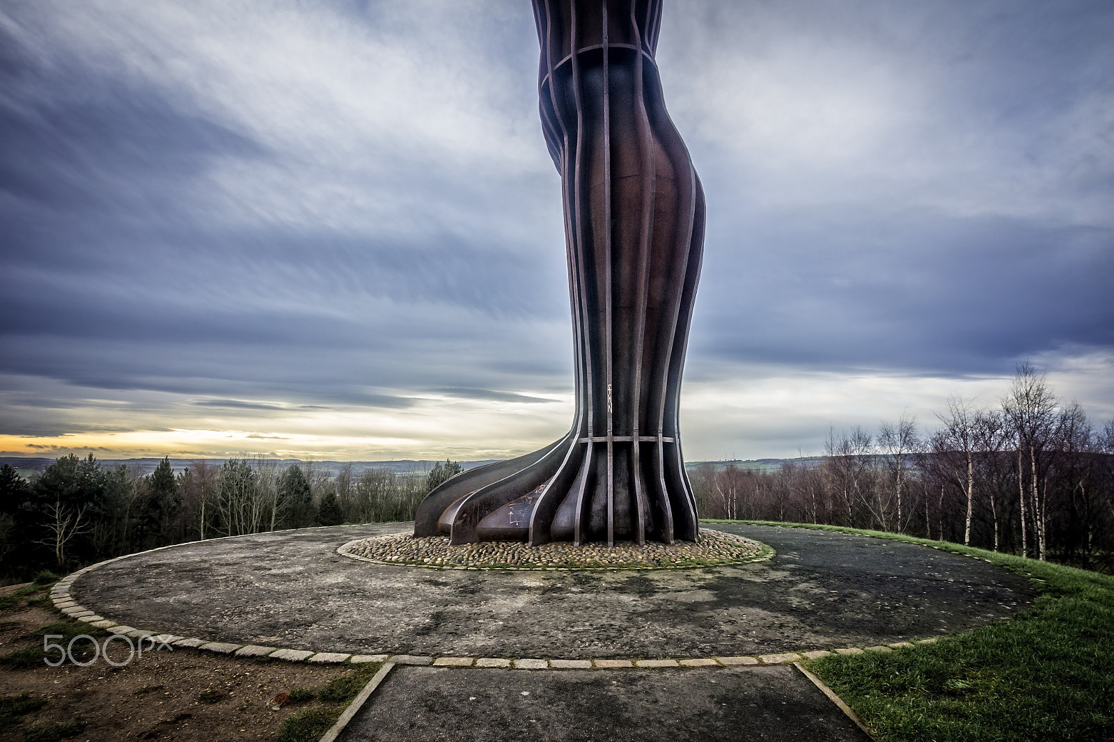 Sigma 10-20mm F3.5 EX DC HSM sample photo. Big feet.......... photography