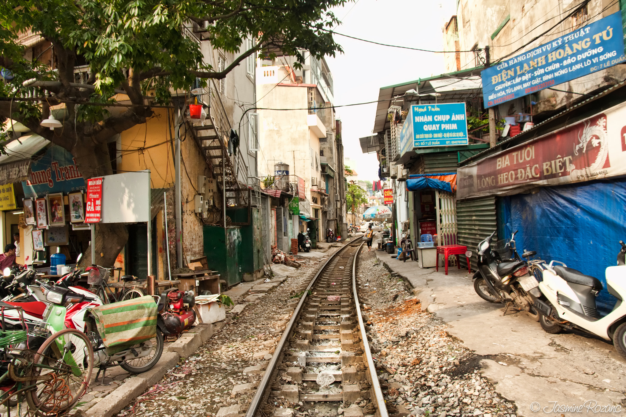 Sigma 17-70mm F2.8-4 DC Macro OS HSM sample photo. Hanoi photography