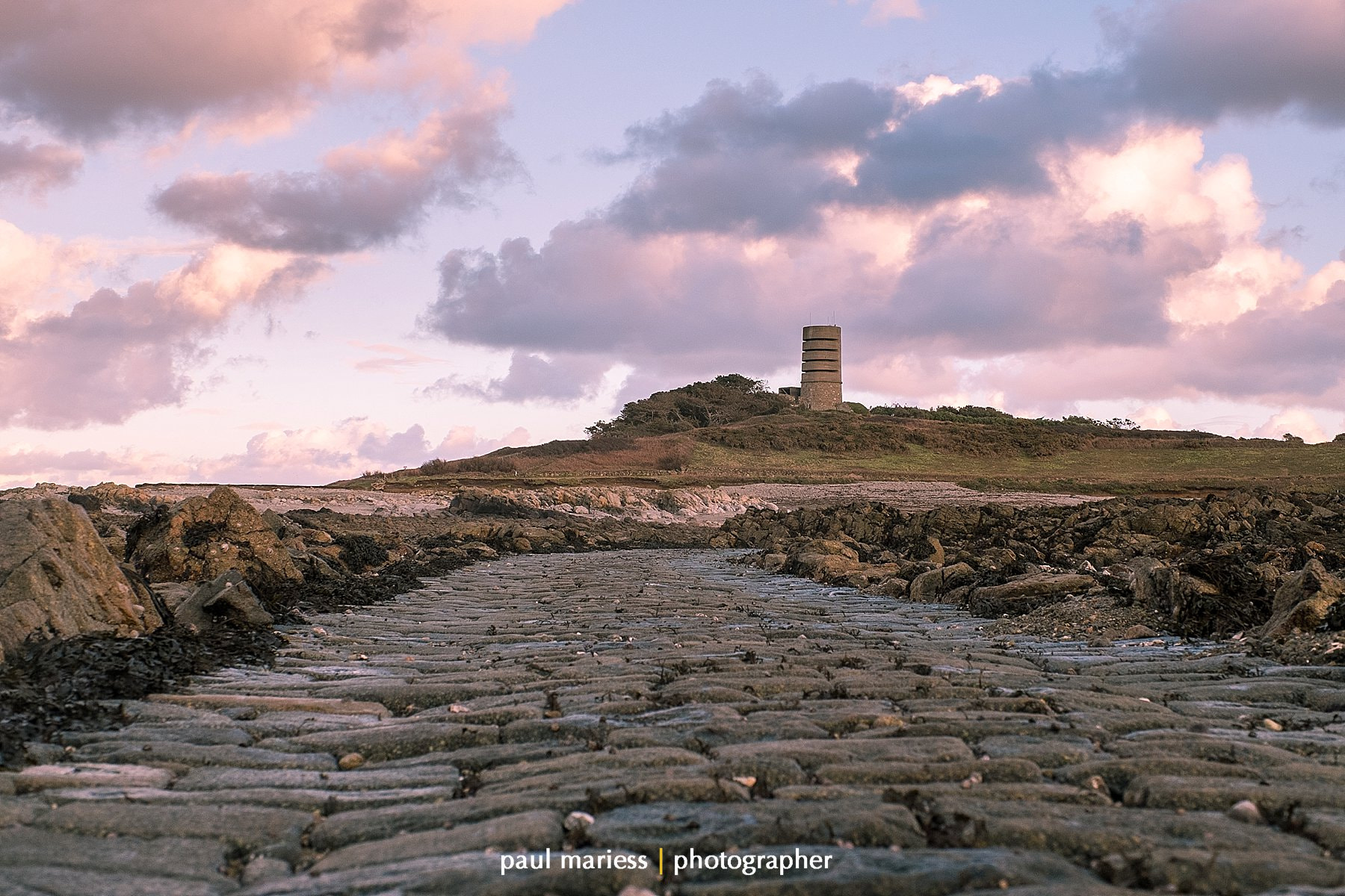 Fujifilm X-Pro1 + Fujifilm XF 16-55mm F2.8 R LM WR sample photo. The causeway photography