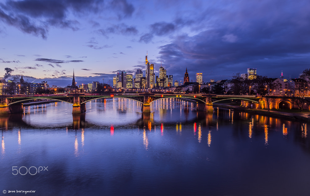 Nikon D600 + Nikon AF-S Nikkor 24mm F1.4G ED sample photo. Skyline with love /#frankfurt photography