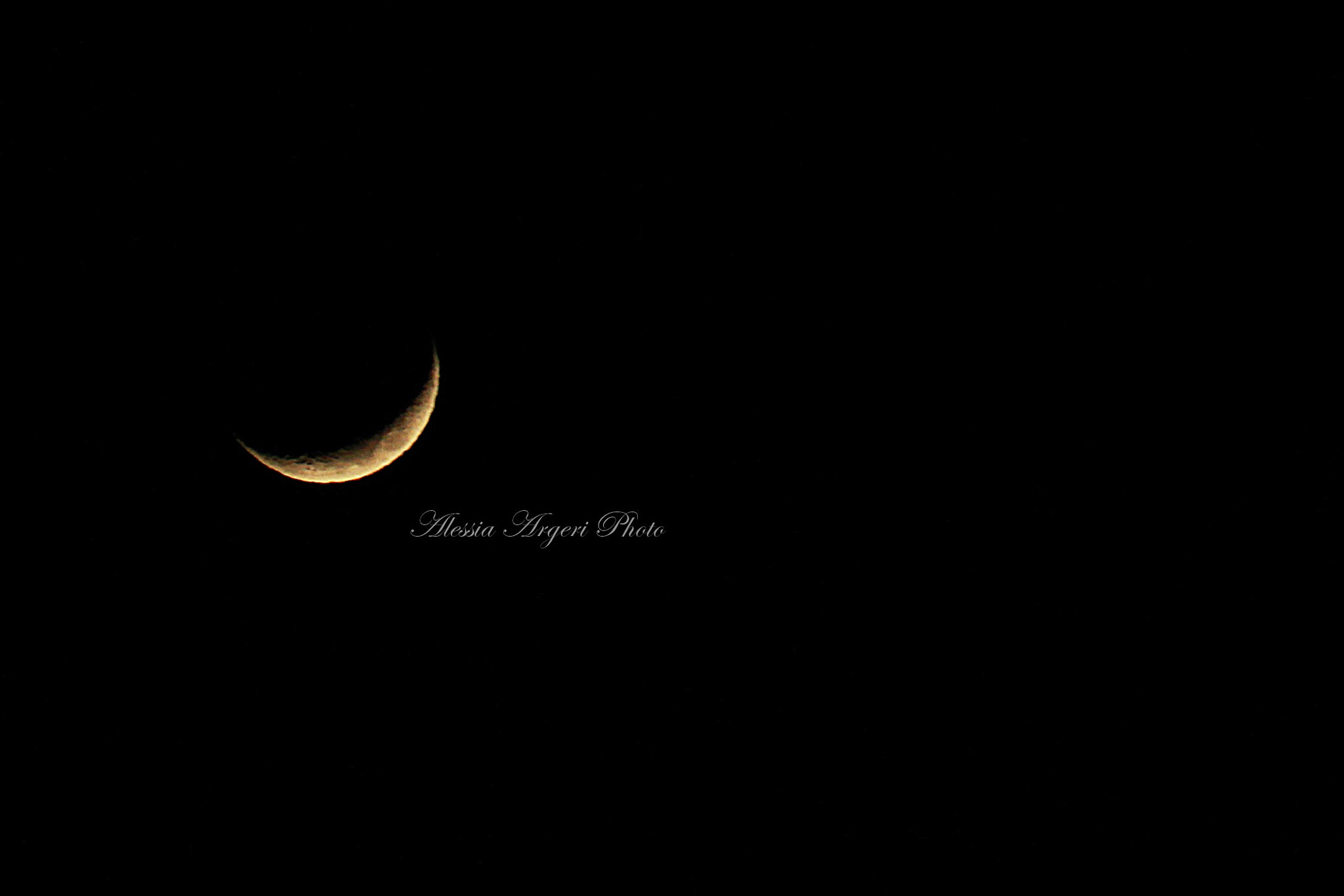 Canon EF 55-200mm F4.5-5.6 II USM sample photo. Moon photography