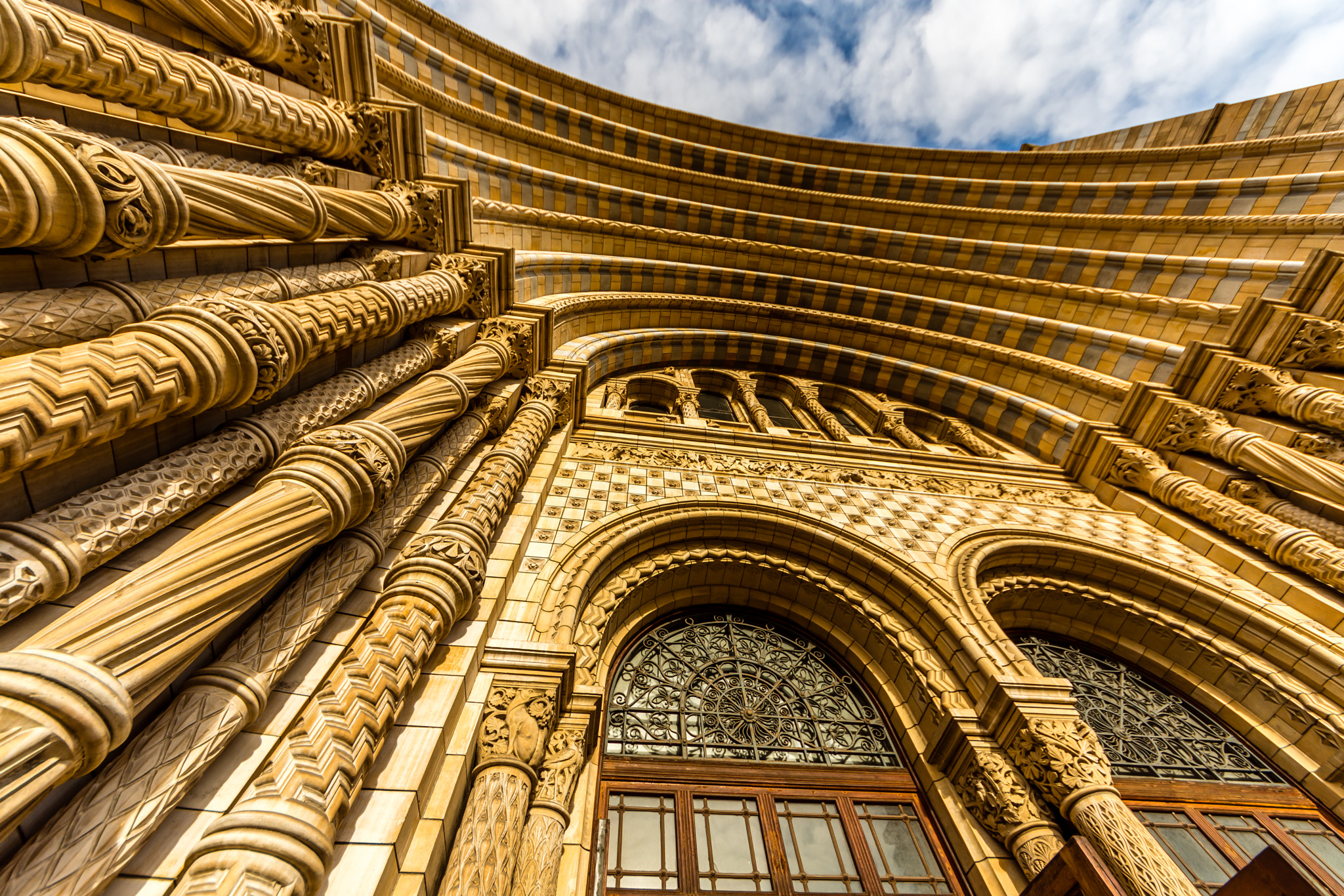 Sigma 8-16mm F4.5-5.6 DC HSM sample photo. Incredible architecture photography
