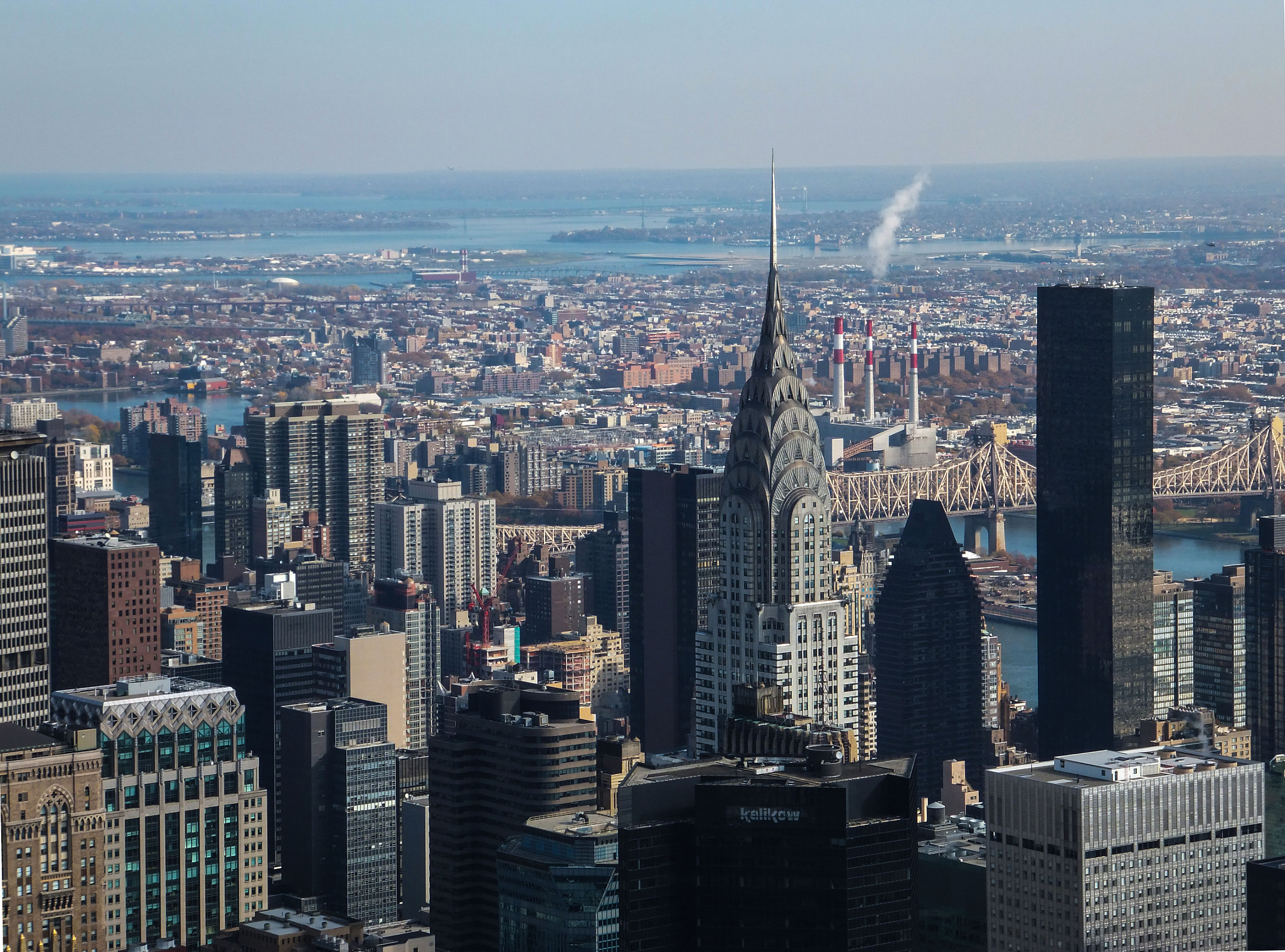 Fujifilm FinePix F600 EXR sample photo. Manhattan and chrysler building, new york photography