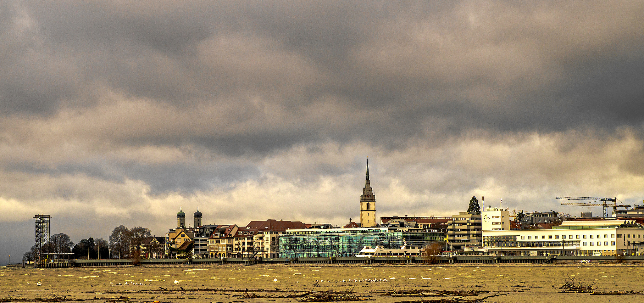 Minolta AF 28-135mm F4-4.5 sample photo. Friedrichshafen photography