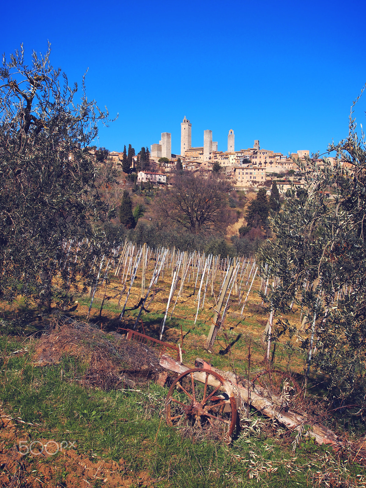 Olympus Zuiko Digital ED 9-18mm F4.0-5.6 sample photo. San gimignano photography