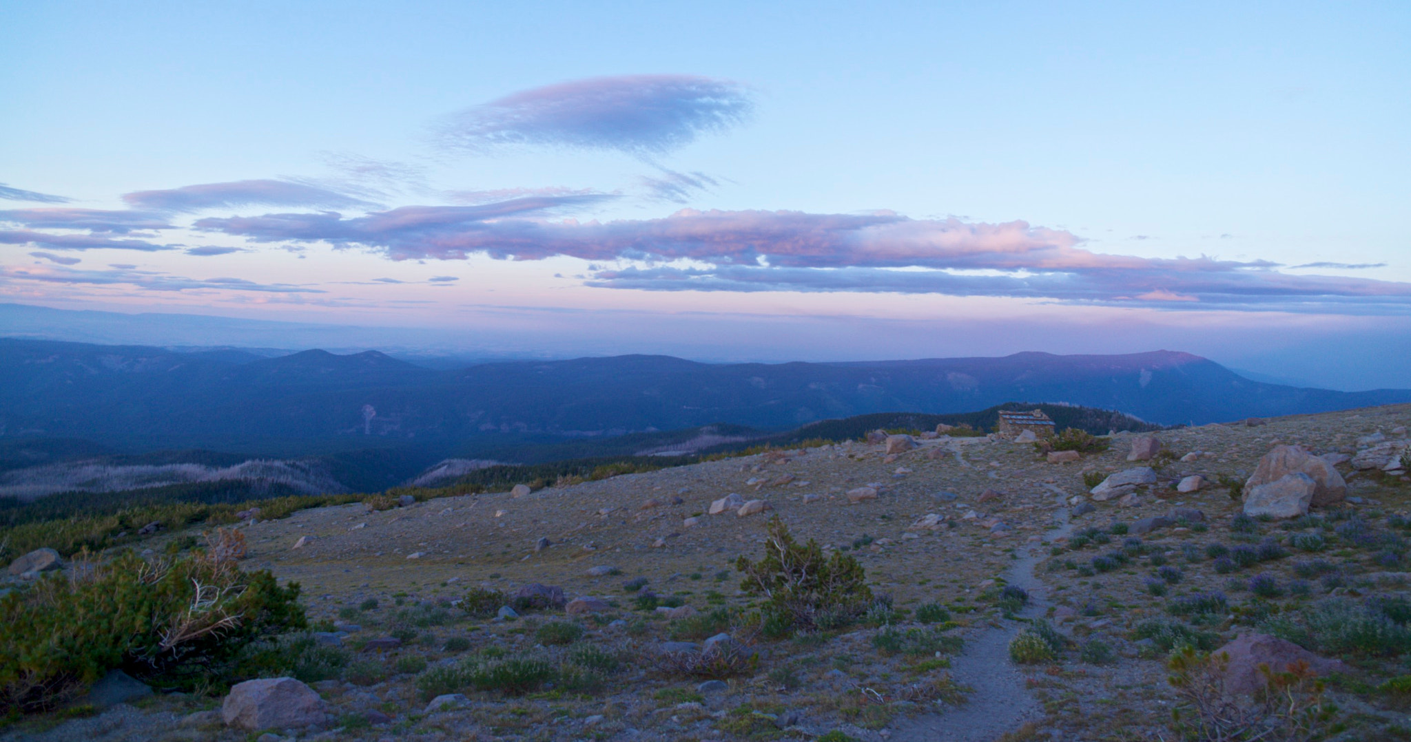 ZEISS Touit 12mm F2.8 sample photo. Dusk on cooper spur photography