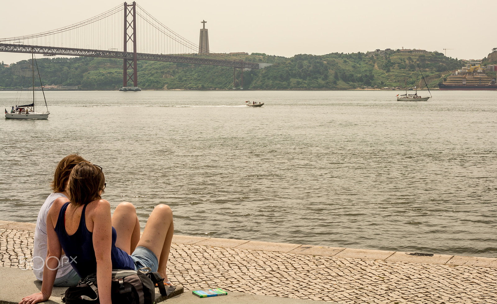 AF Zoom-Nikkor 28-80mm f/3.3-5.6G sample photo. Hot summer days at the river's edge. photography