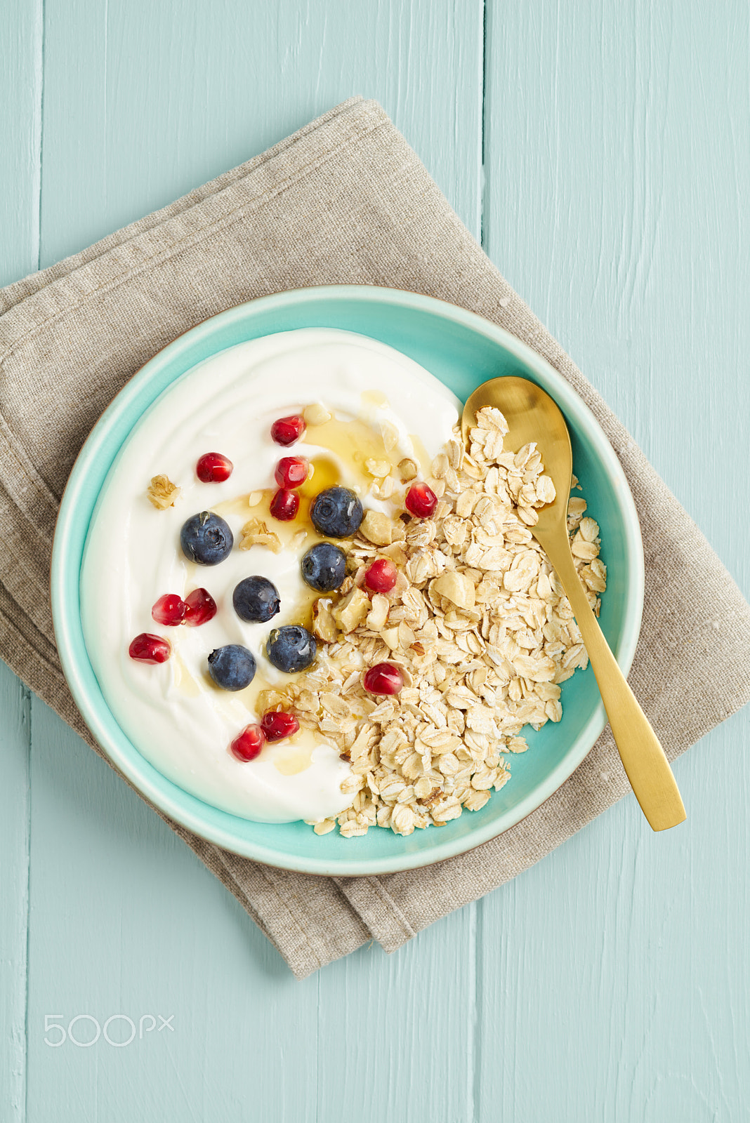 90mm F2.8 sample photo. Breakfast oats with berries photography