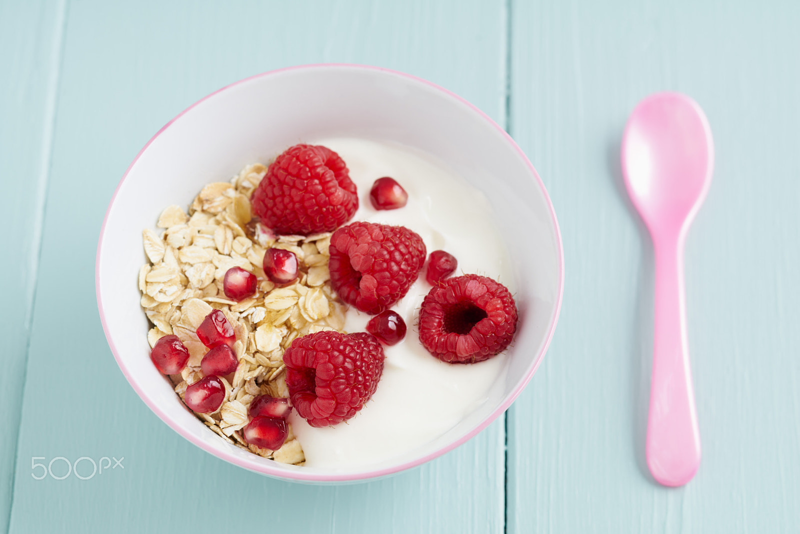 90mm F2.8 sample photo. Breakfast oats photography