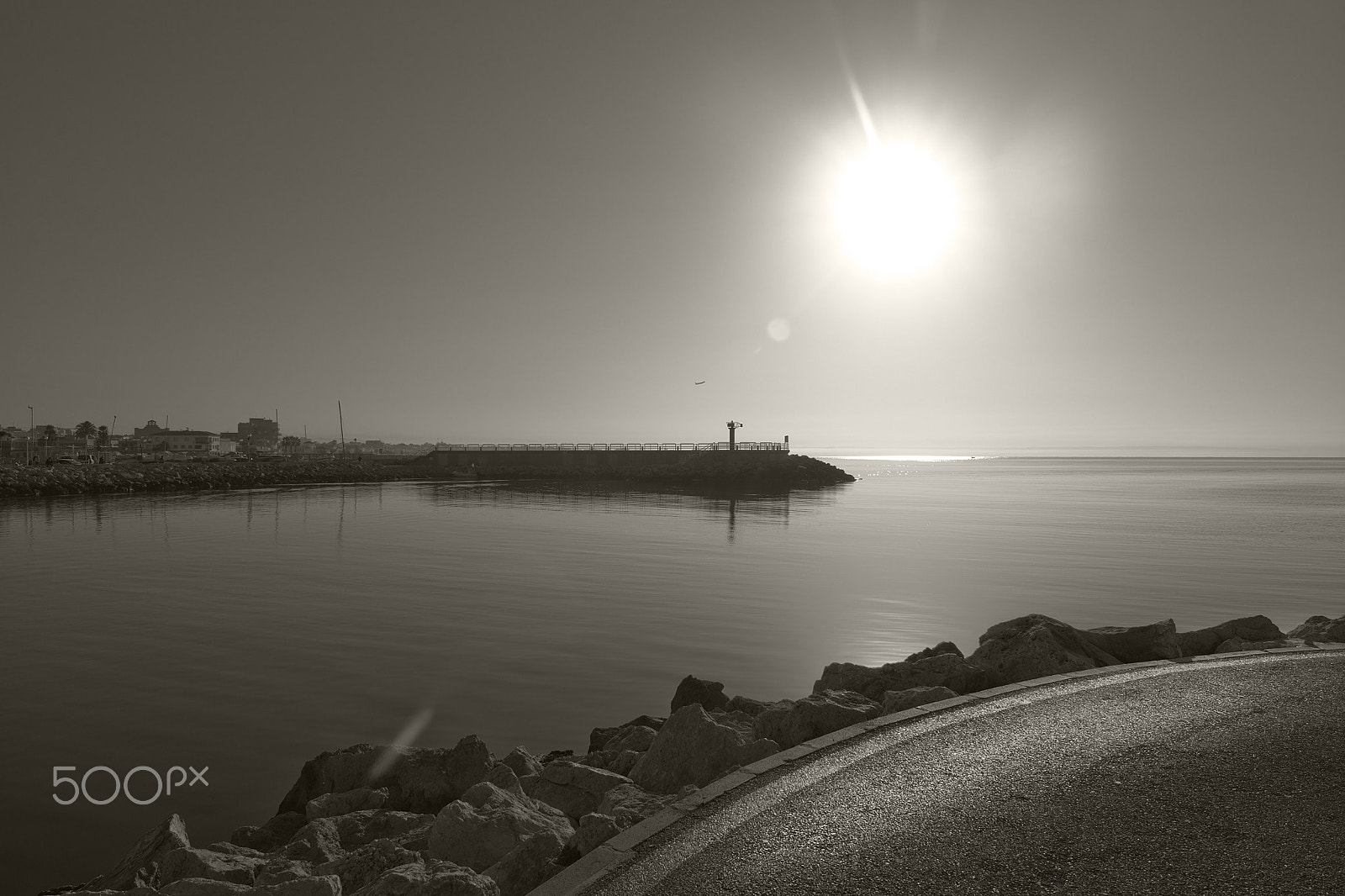 Nikon D7100 + Sigma 50mm F2.8 EX DG Macro sample photo. Seaside bicycling route photography