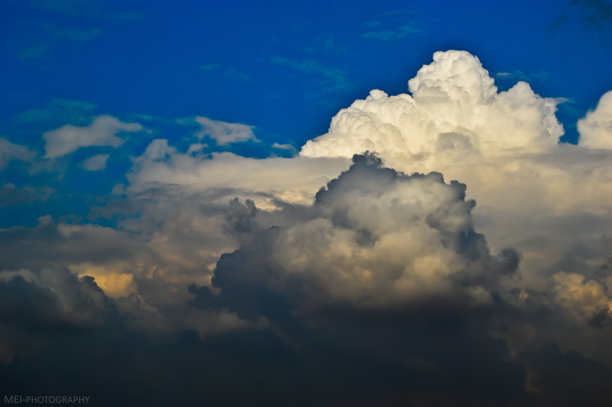 Nikon D3200 + AF Nikkor 50mm f/1.4 sample photo. Beauty of clouds photography