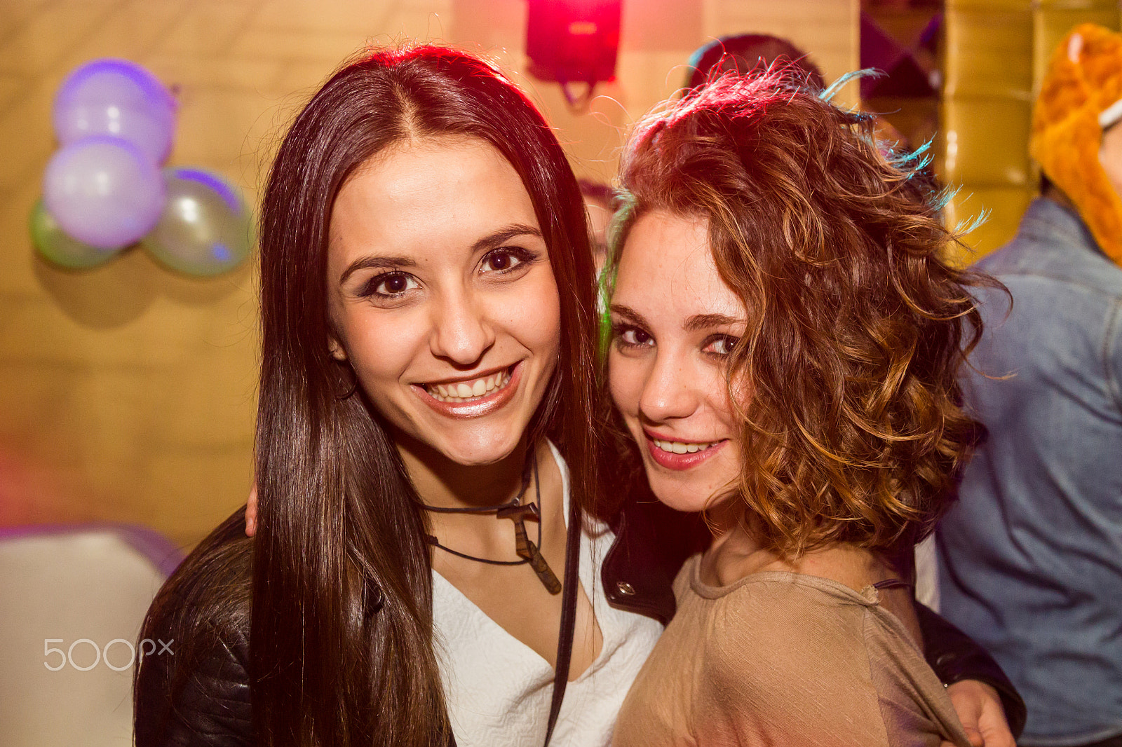 Sigma 18-35mm f/1.8 DC HSM sample photo. Party photography