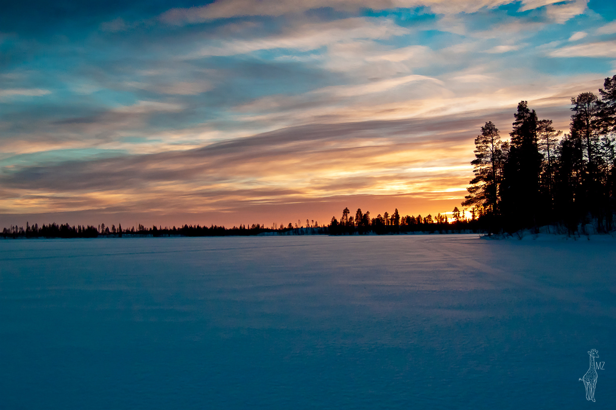 Nikon D70s + AF Zoom-Nikkor 28-80mm f/3.5-5.6D sample photo. Frozen sunset photography