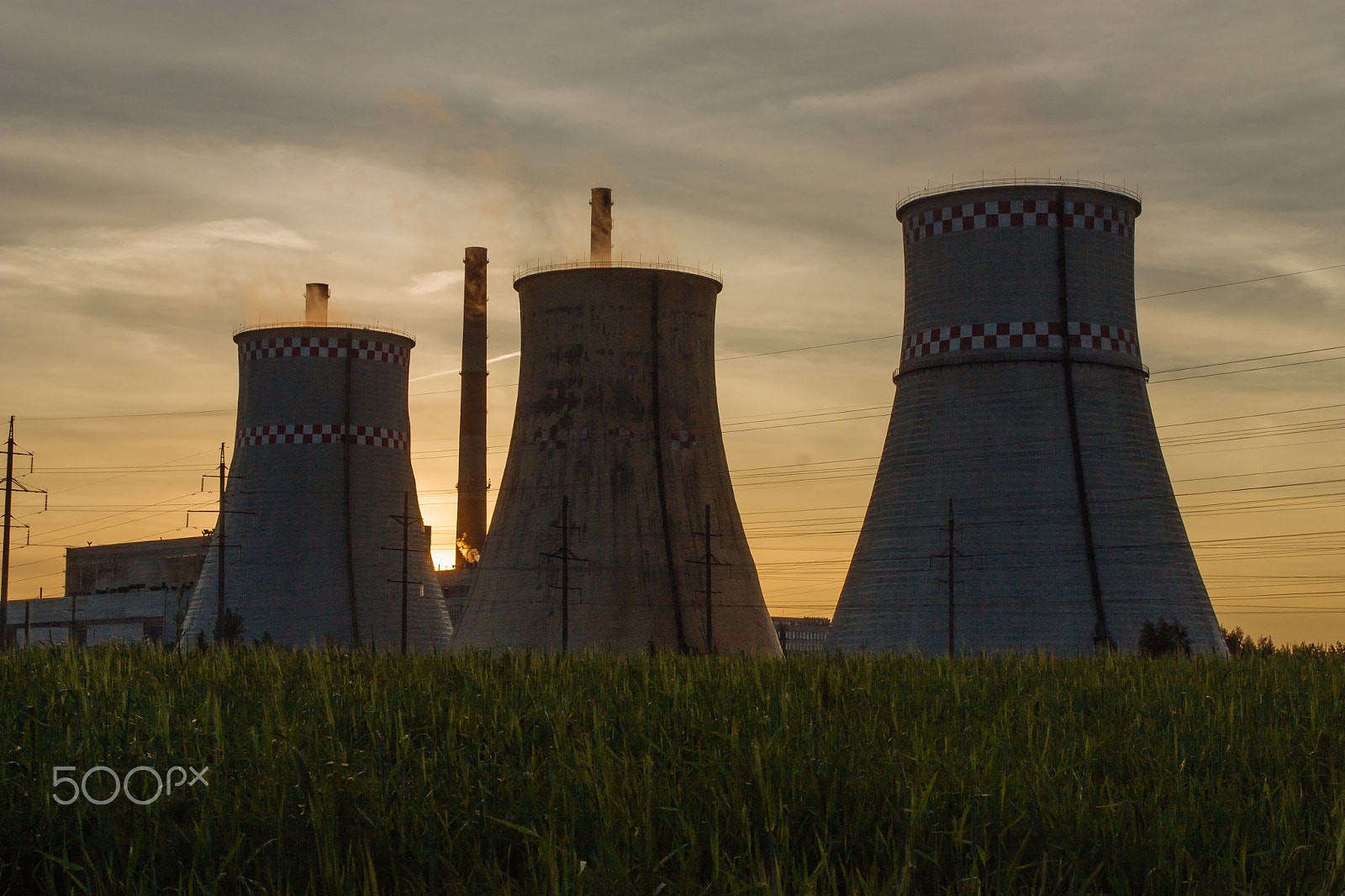 Canon EOS 450D (EOS Rebel XSi / EOS Kiss X2) sample photo. Power station at sunset photography