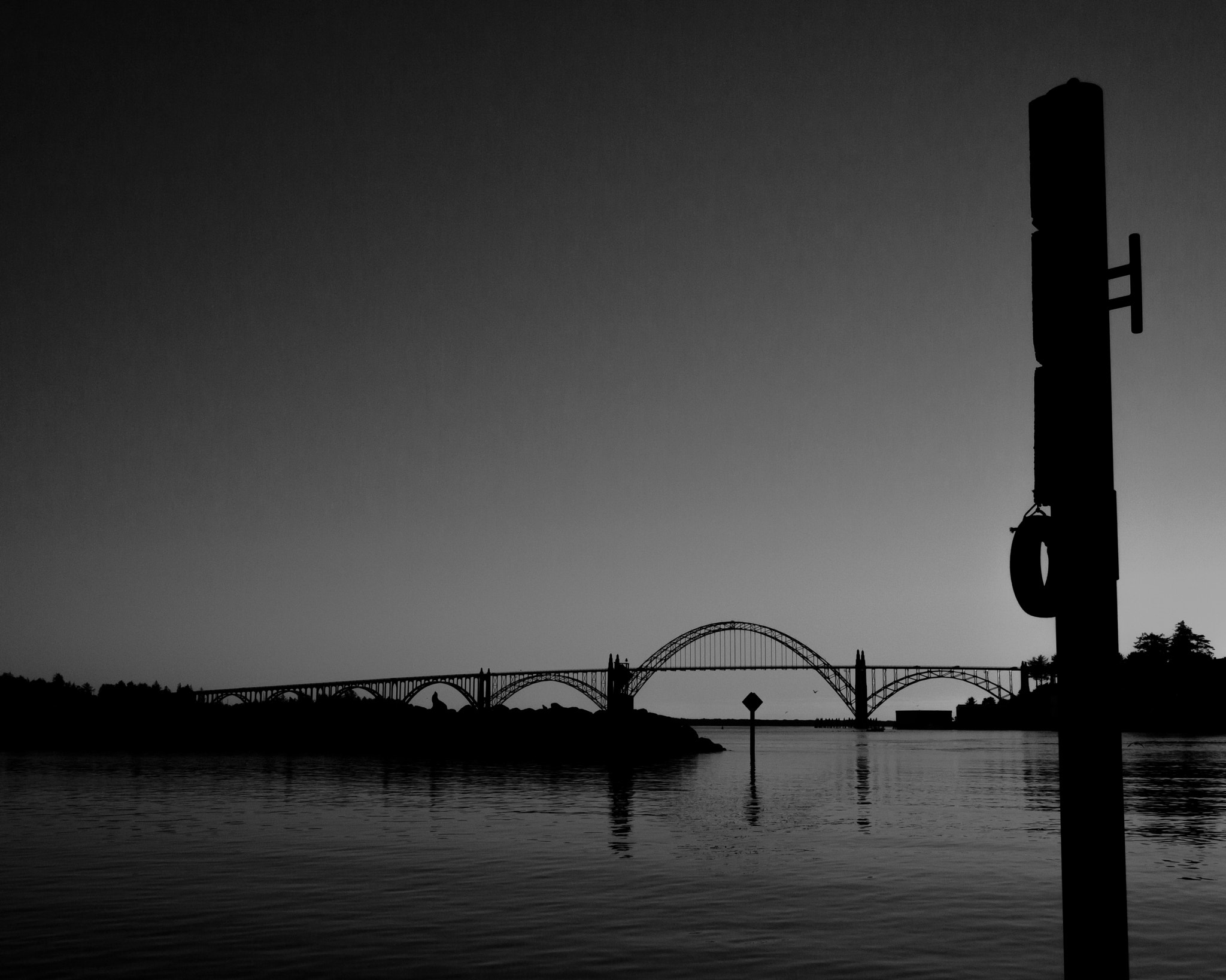 Olympus PEN E-PL3 + Panasonic Lumix G 20mm F1.7 ASPH sample photo. Newport bridge silhouette photography