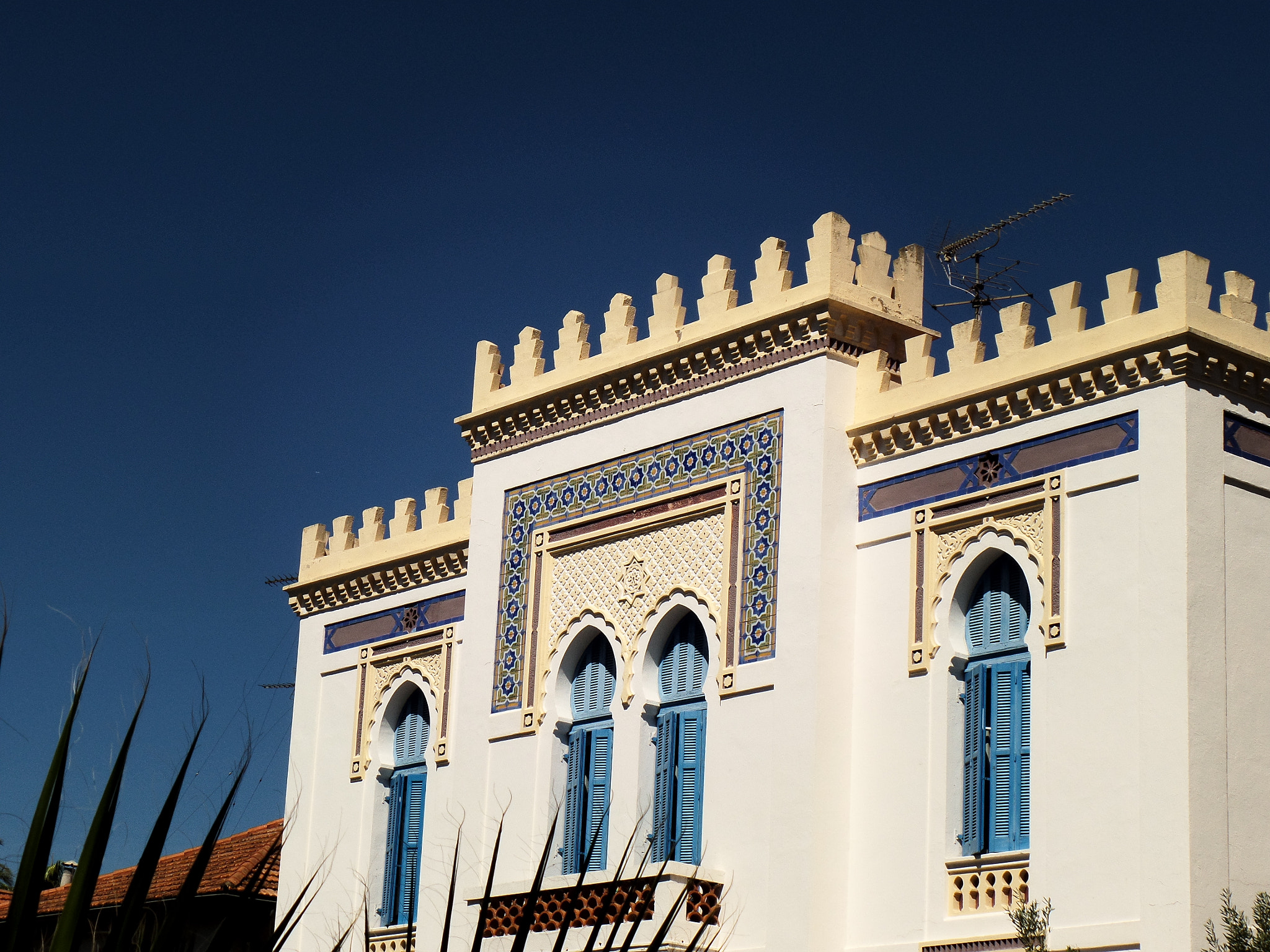 Samsung WB800F sample photo. Synagogue photography