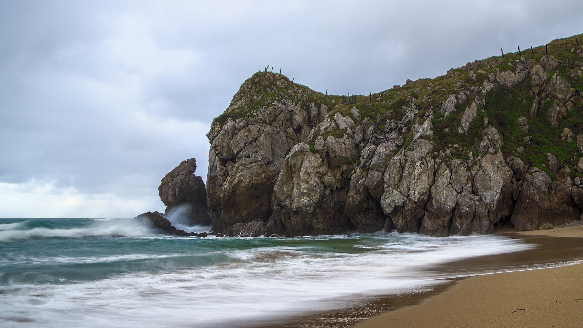 Sony Alpha NEX-C3 + Sony DT 50mm F1.8 SAM sample photo. Playa de usgo photography