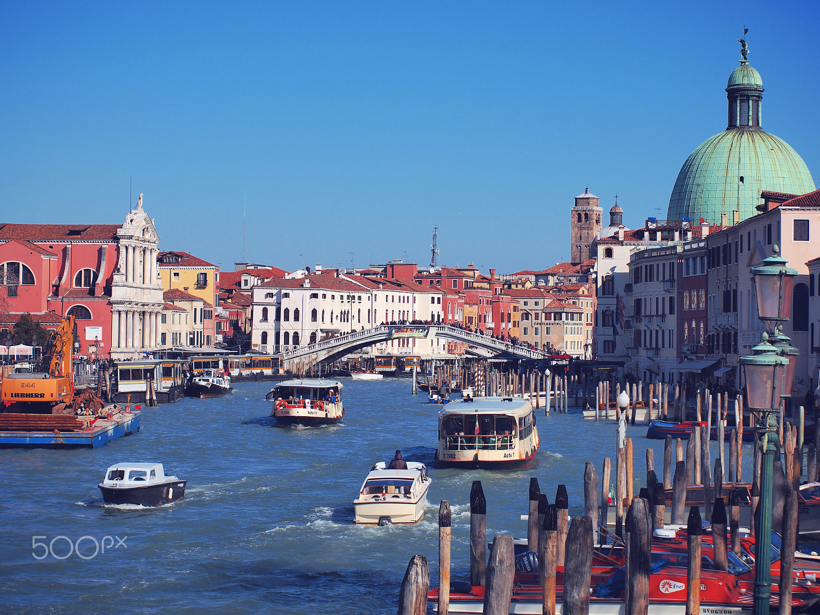 Olympus Zuiko Digital ED 40-150mm F4.0-5.6 sample photo. Venezia photography