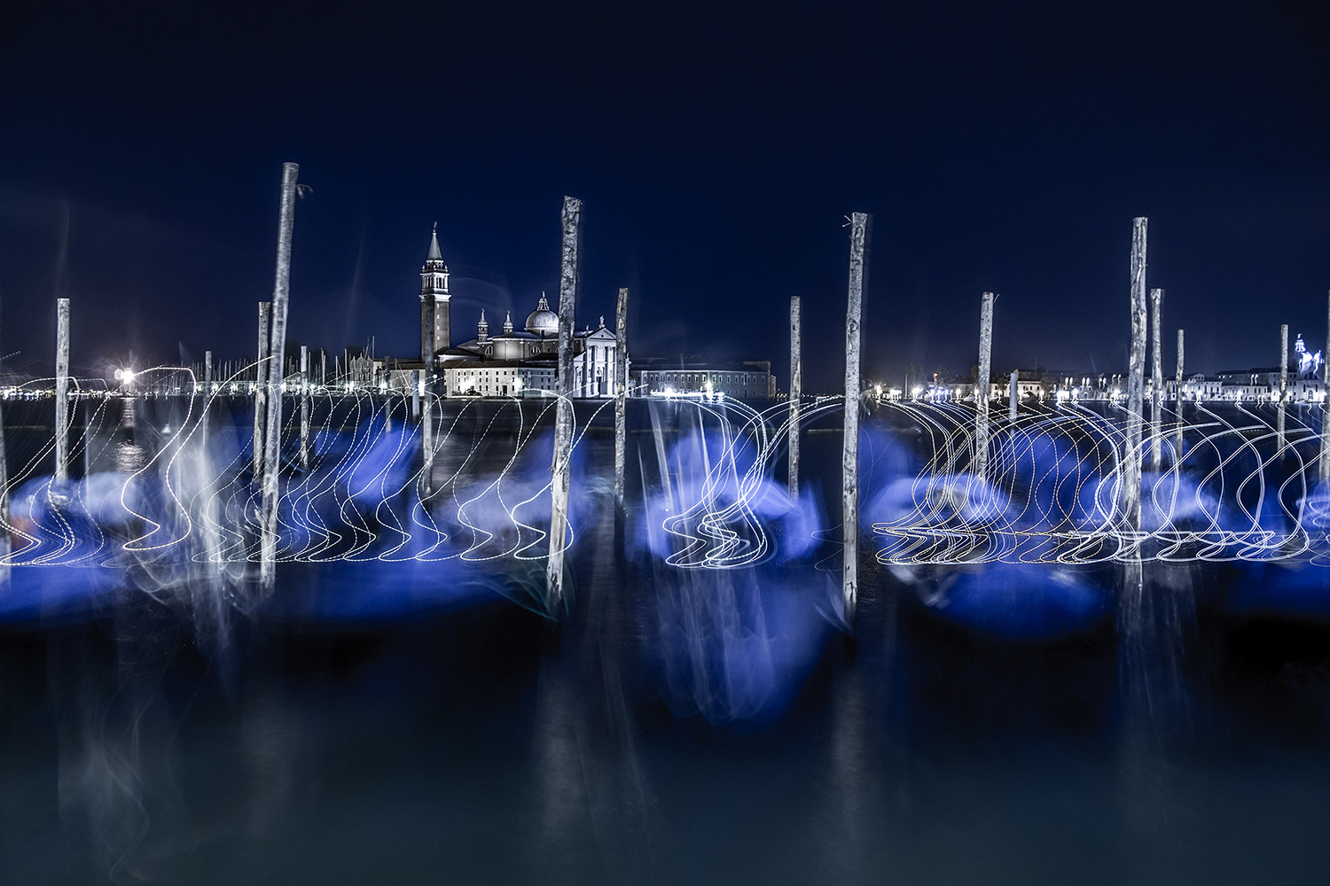 Sony Alpha DSLR-A850 + Sony 28-75mm F2.8 SAM sample photo. Venice soul photography