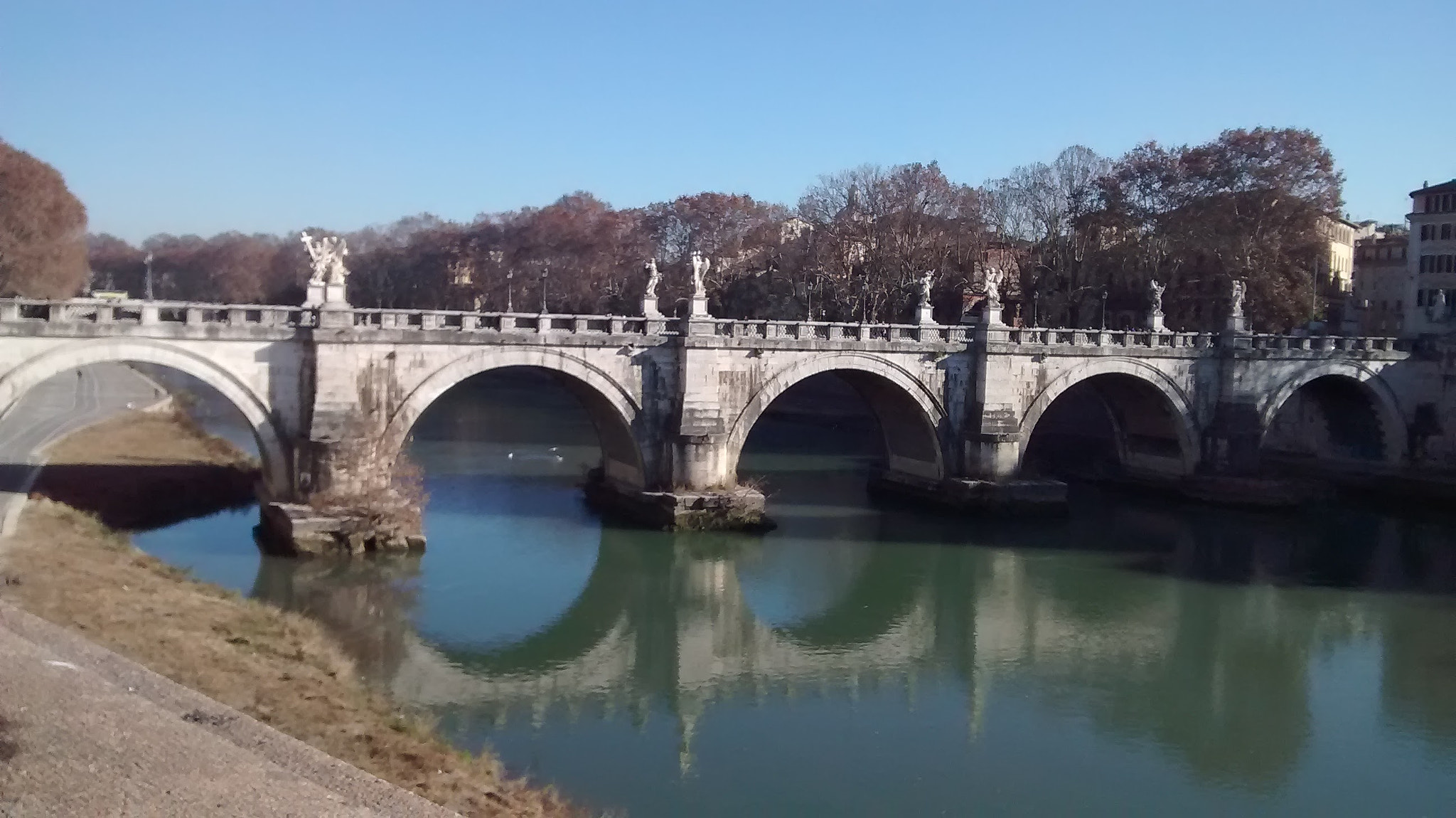 Motorola XT1021 sample photo. Bridge on tevere.rome photography