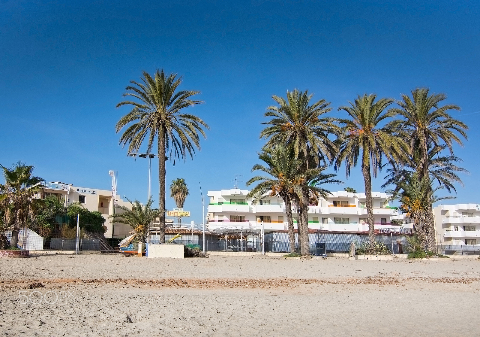 FSA-L2, EDG 65, 800mm F13 G sample photo. Empty winter beach ibiza photography
