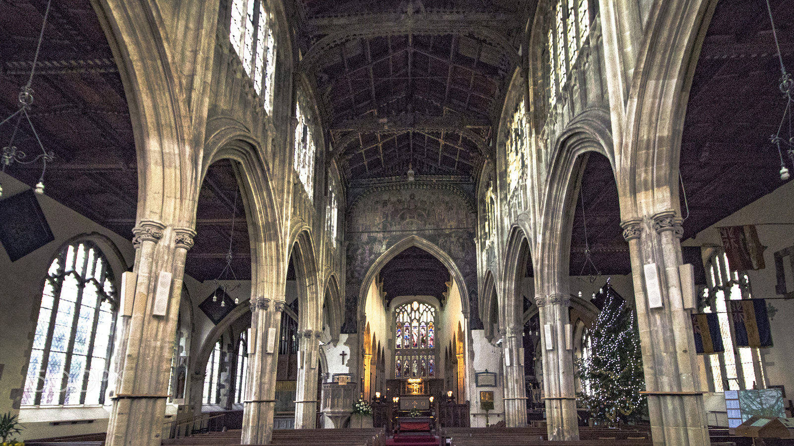 Canon EF-S 10-18mm F4.5–5.6 IS STM sample photo. Inside st thomas church salisbury photography