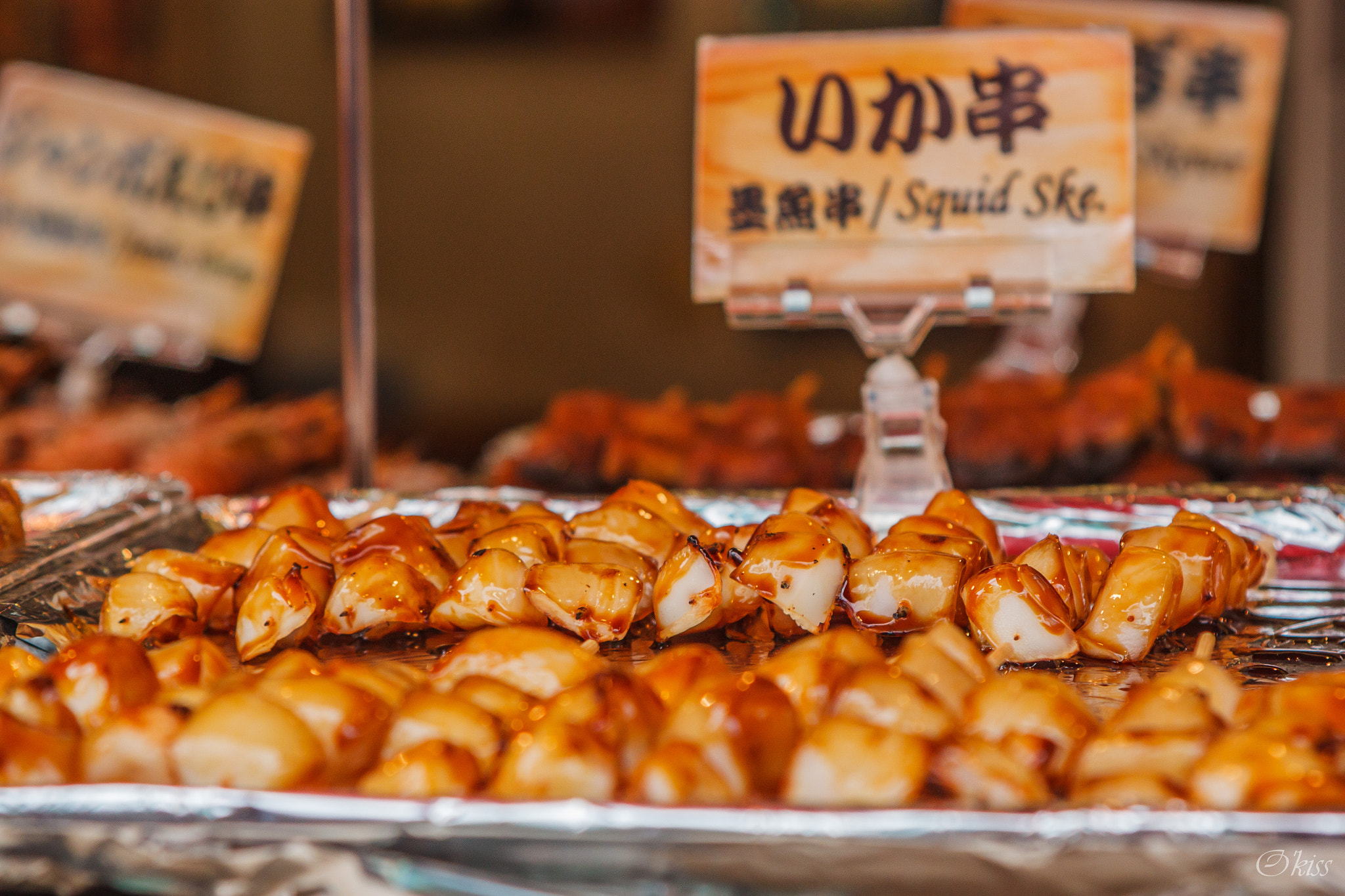 Canon EF 28-105mm f/3.5-4.5 USM sample photo. Eat me photography