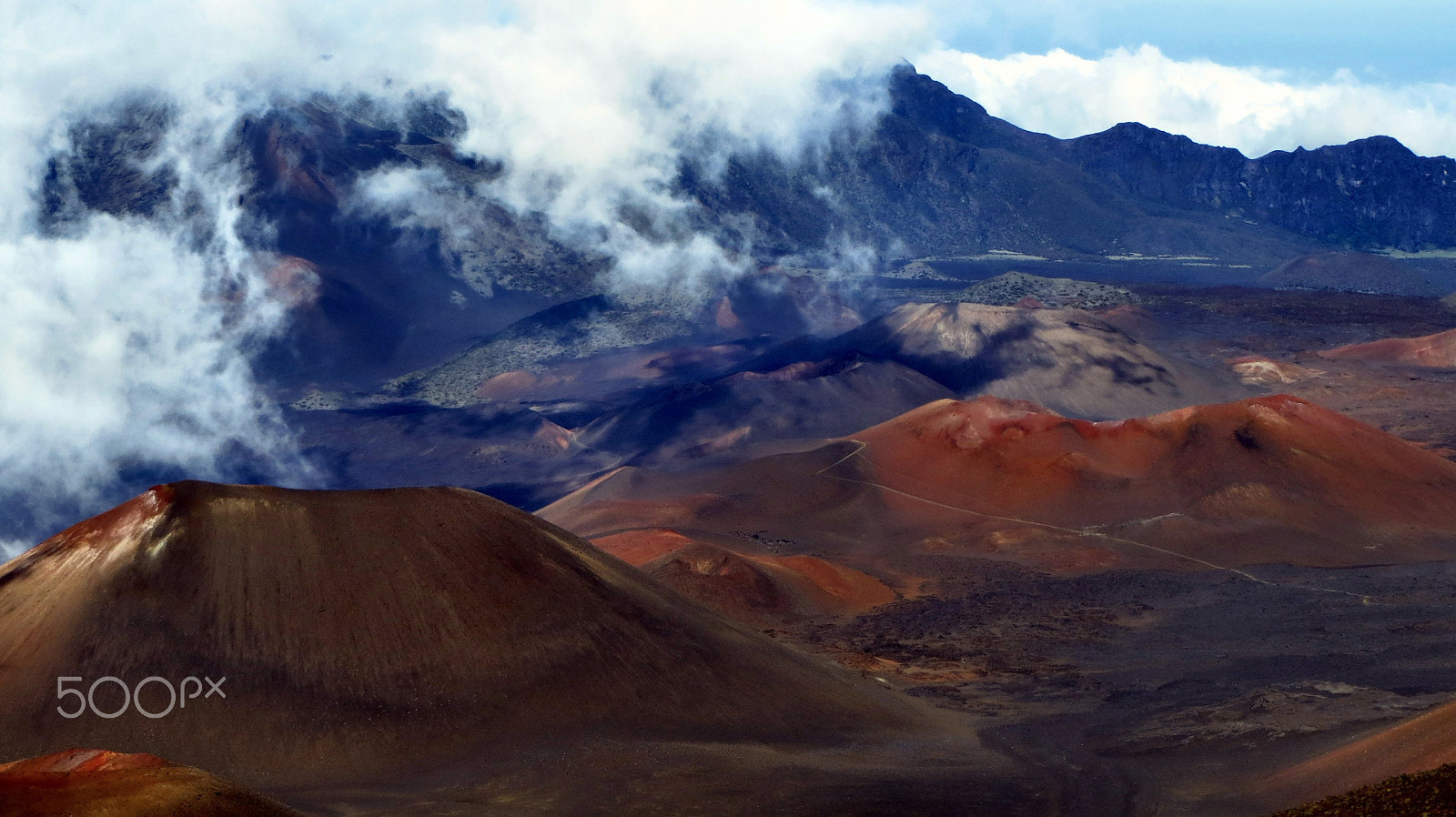 Canon PowerShot ELPH 520 HS (IXUS 500 HS / IXY 3) sample photo. Haleakalā volcano in maui photography