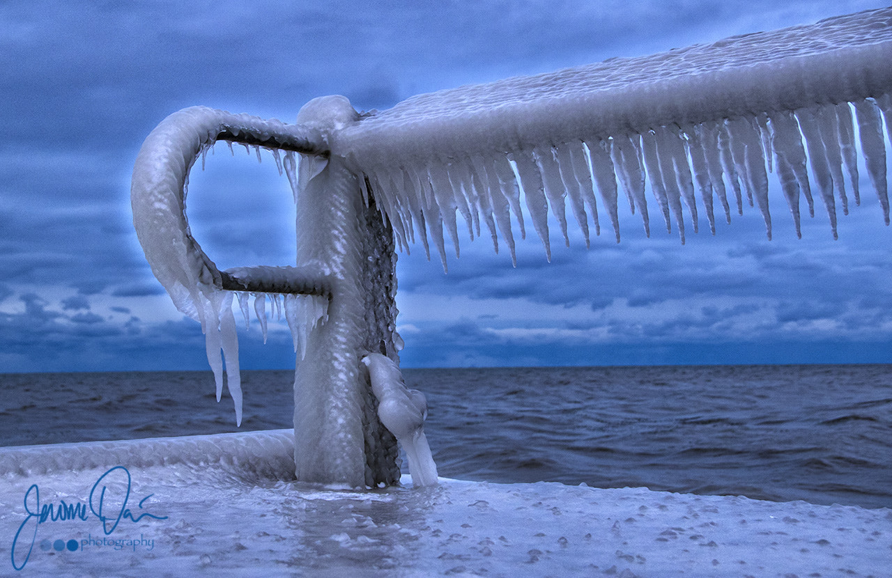 Tamron SP AF 17-50mm F2.8 XR Di II LD Aspherical (IF) sample photo. Ice wall photography
