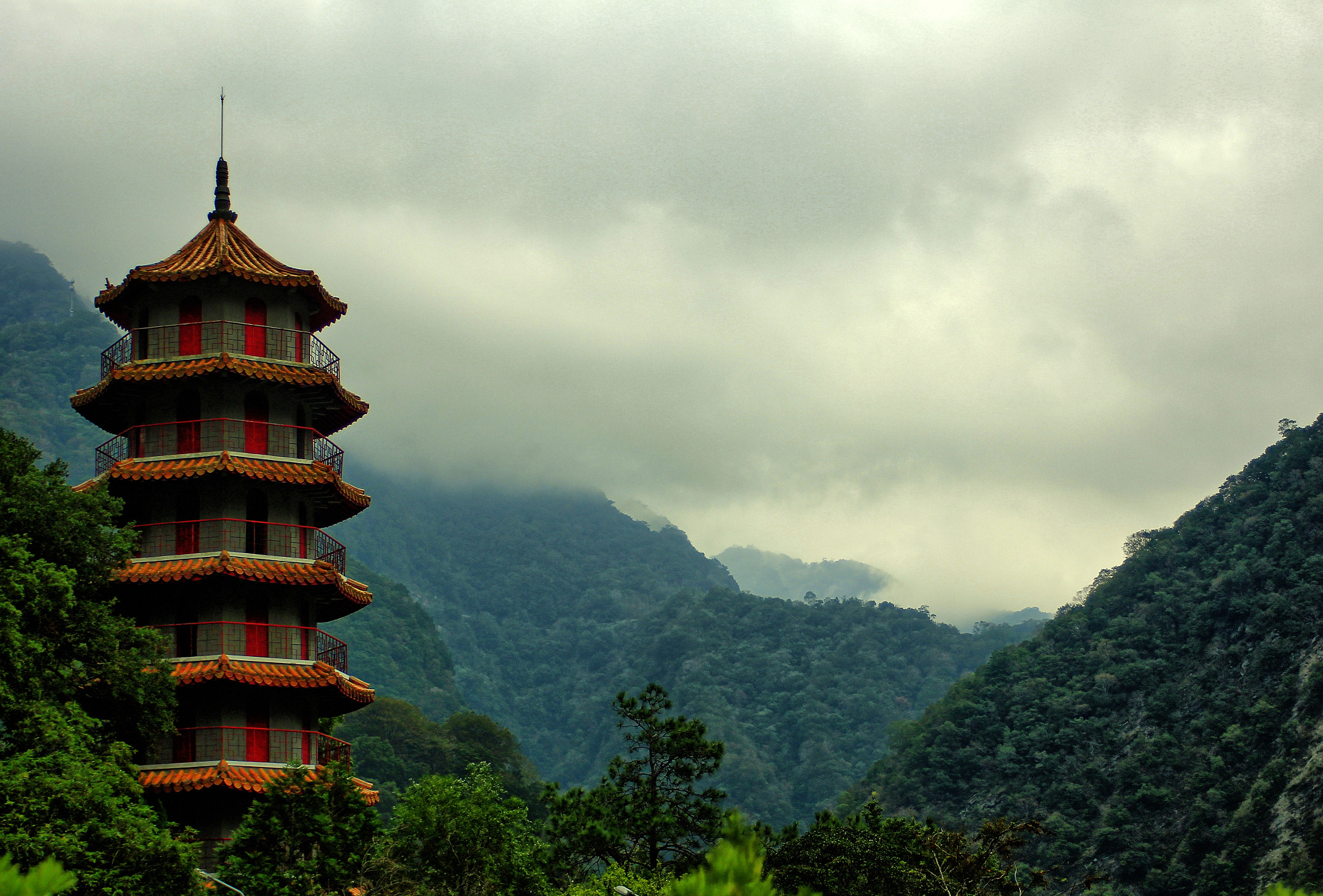 Canon EF 28-80mm f/3.5-5.6 sample photo. Lost in the mountains photography