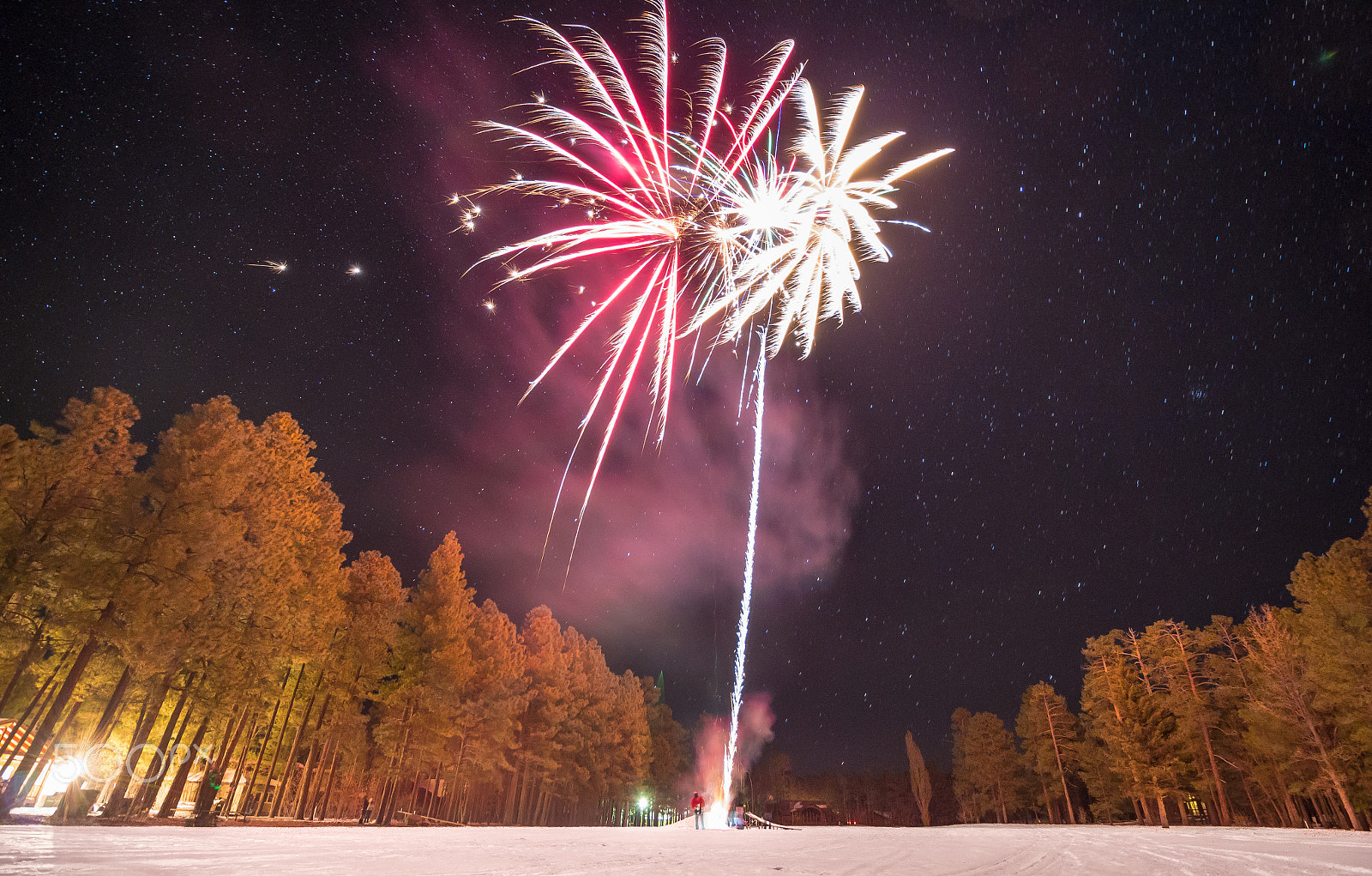 Canon EF-S 10-18mm F4.5–5.6 IS STM sample photo. New years fireworks photography