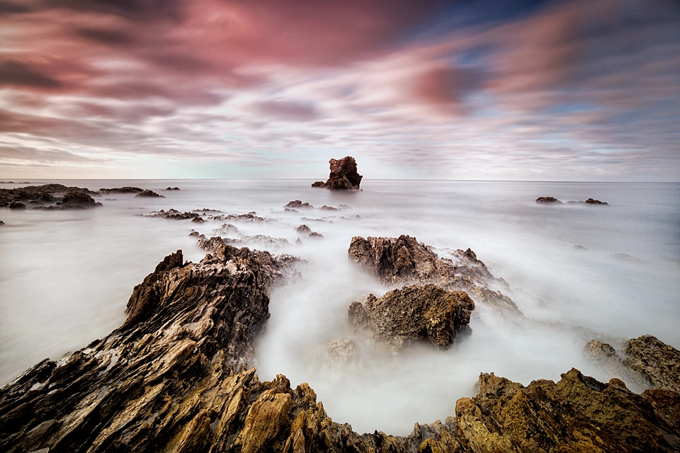 Leica Tri-Elmar-M 16-18-21mm F4 ASPH sample photo. Sunrise at corona del mar photography