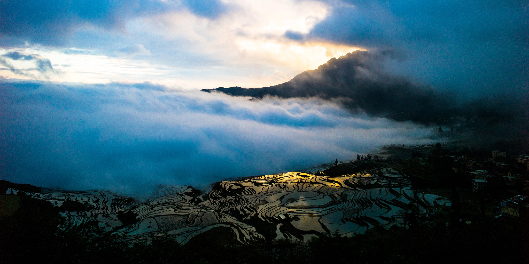 Leica M9 + Leica Super-Elmar-M 21mm F3.4 ASPH sample photo. Sun-kissed photography