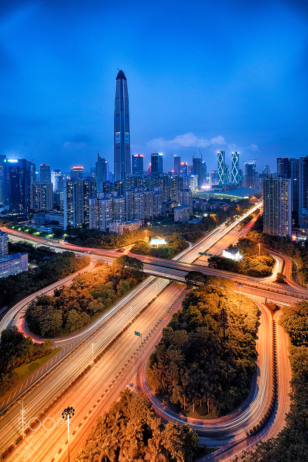 17mm F4 sample photo. Shenzhen pingan cfc photography