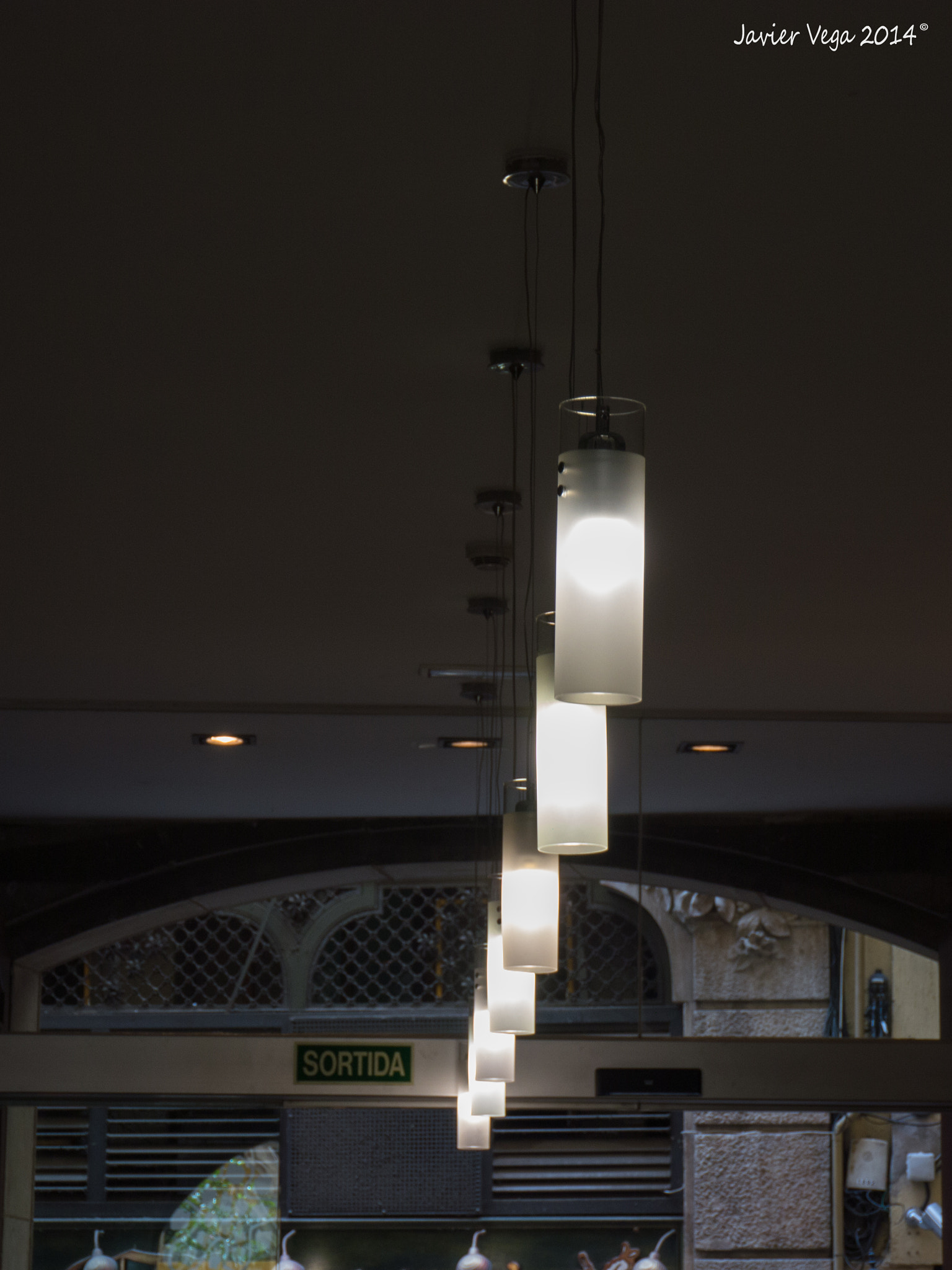 LUMIX G VARIO PZ 14-42/F3.5-5.6 sample photo. By following the output lights find. photography