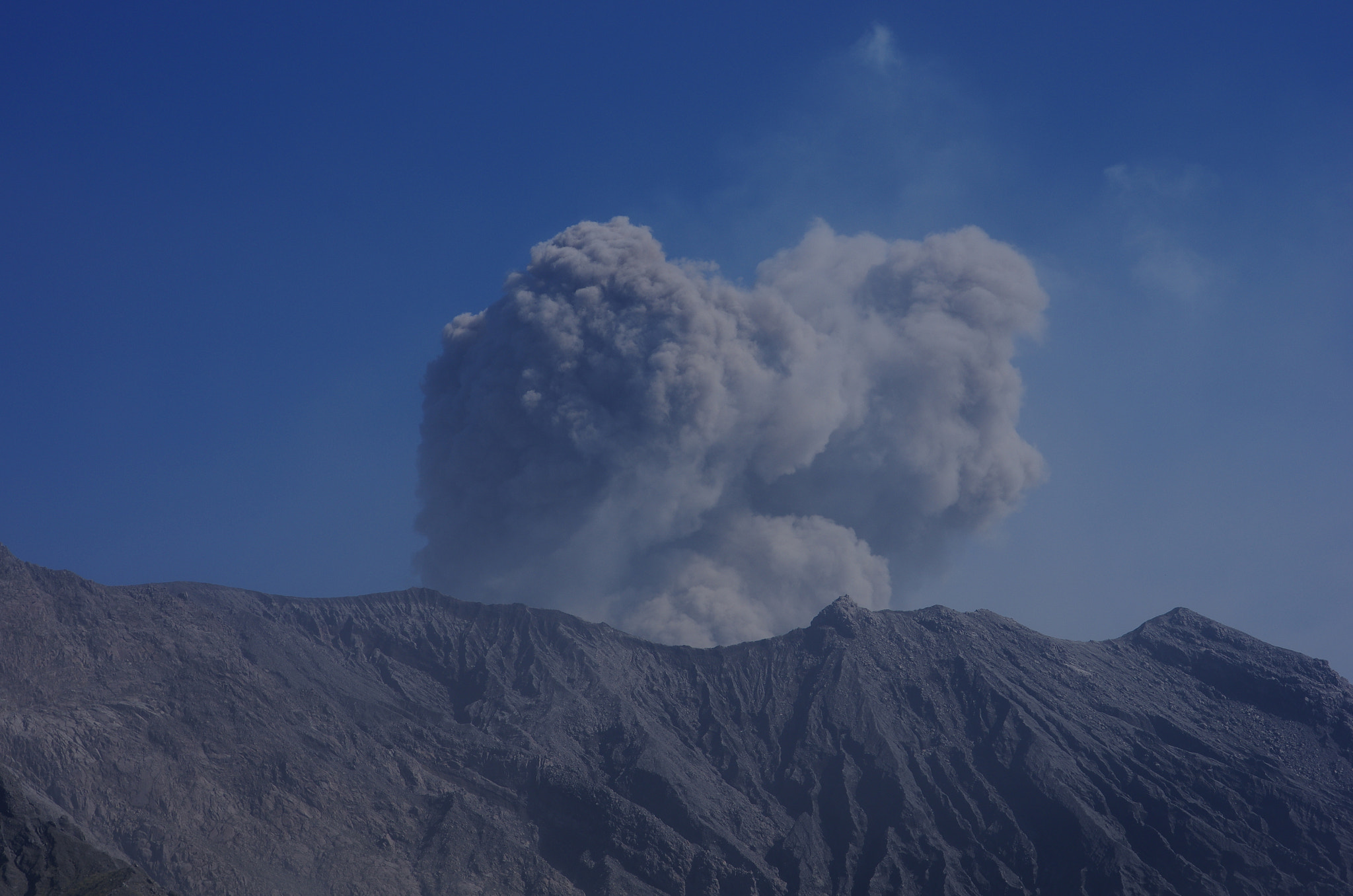 Pentax K-5 + Pentax smc DA 70mm F2.4 AL Limited sample photo. Sakurajima photography