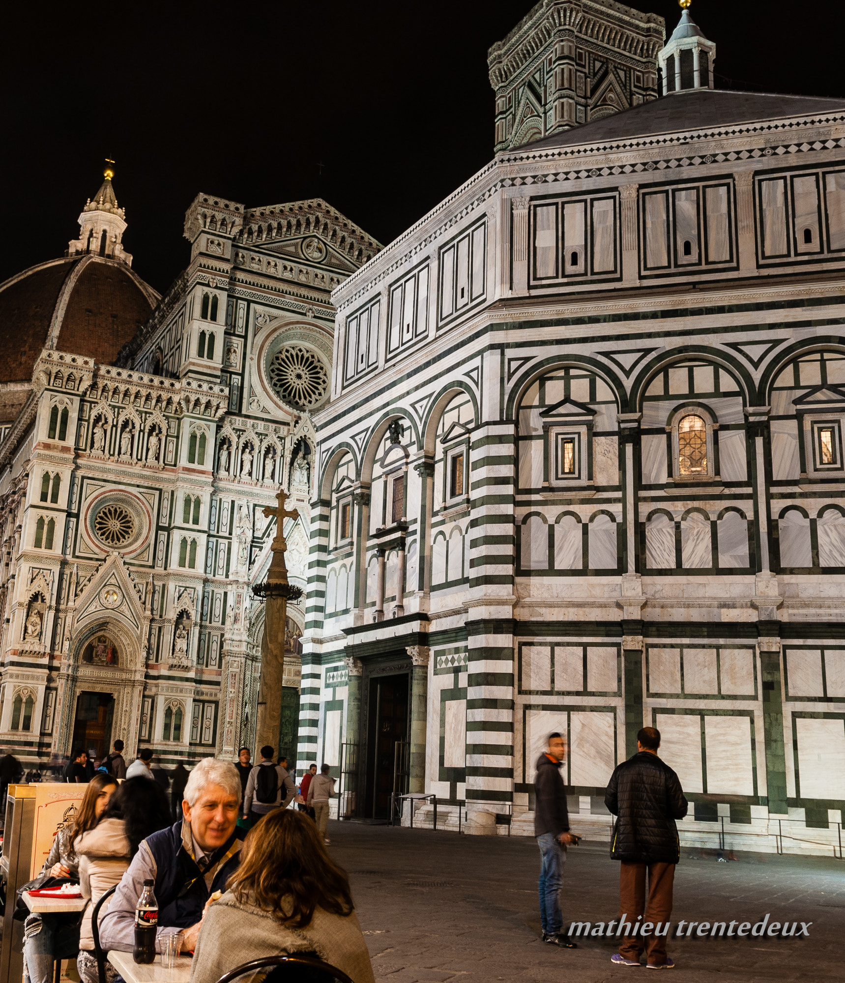 Sigma 17-70mm F2.8-4 DC Macro OS HSM | C sample photo. Florence - terasse photography