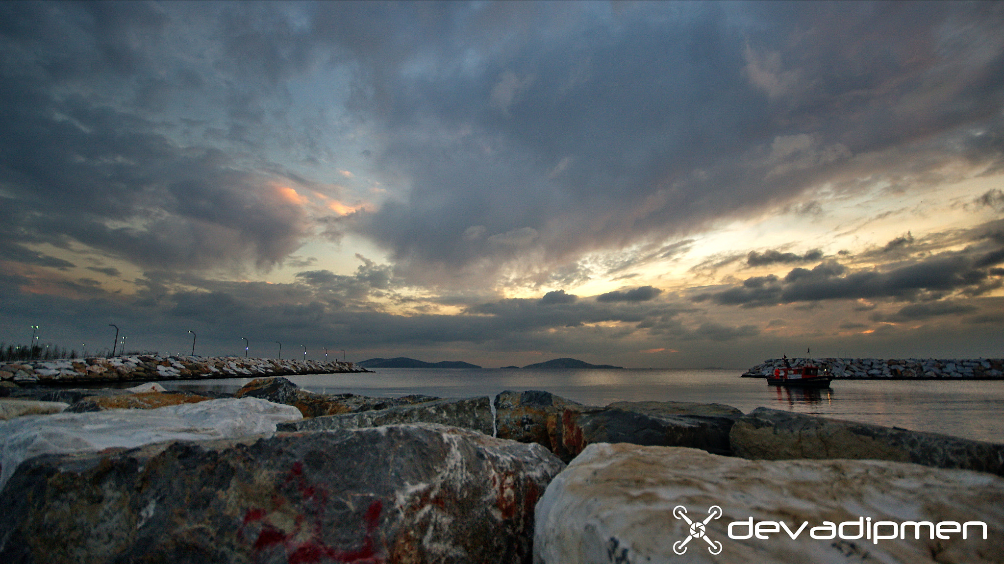 Sigma AF 10-20mm F4-5.6 EX DC sample photo. Dvmn1501160025 photography