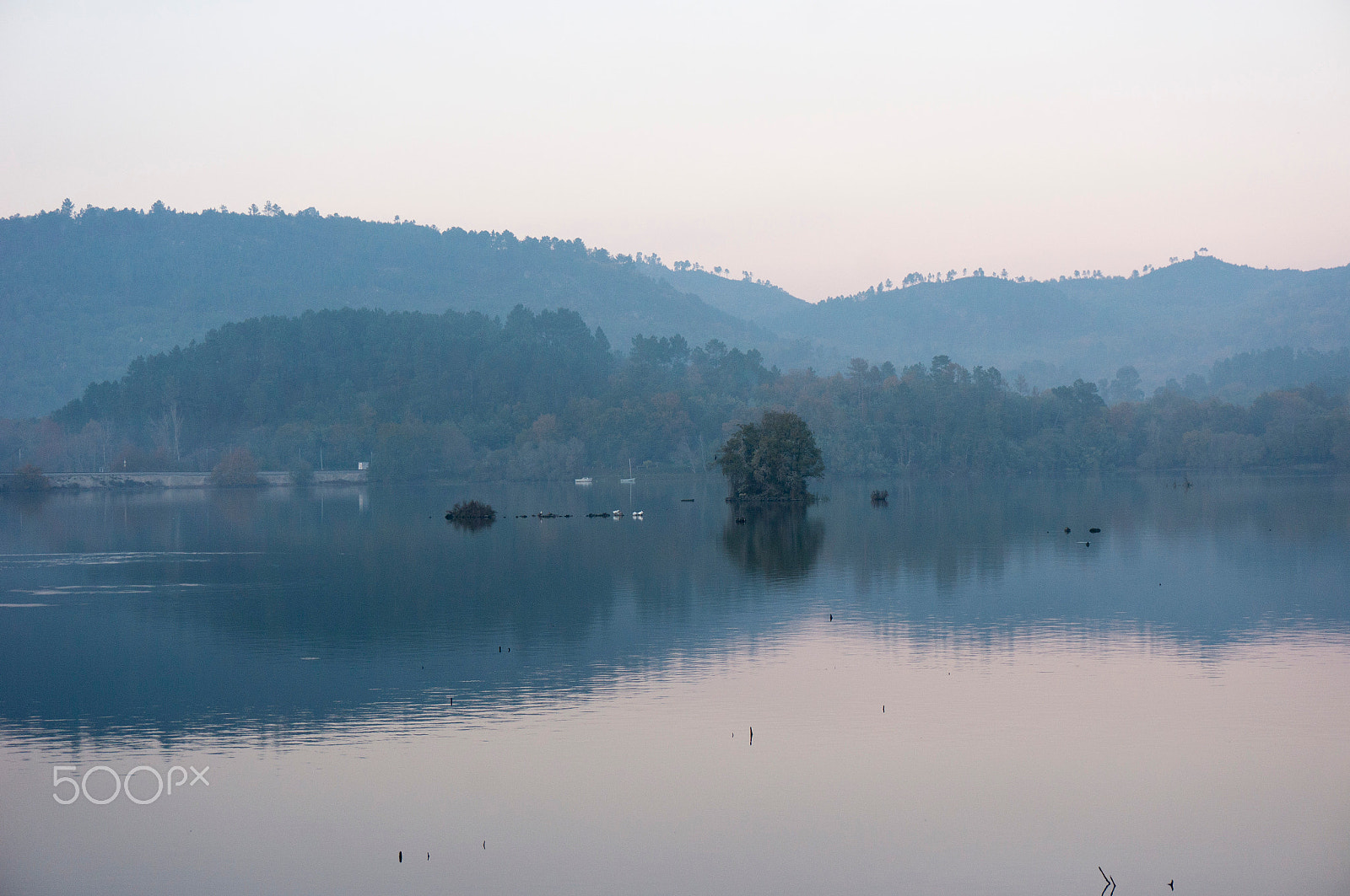 Sony Alpha NEX-5N sample photo. Rio miÑo con bruma 2 photography