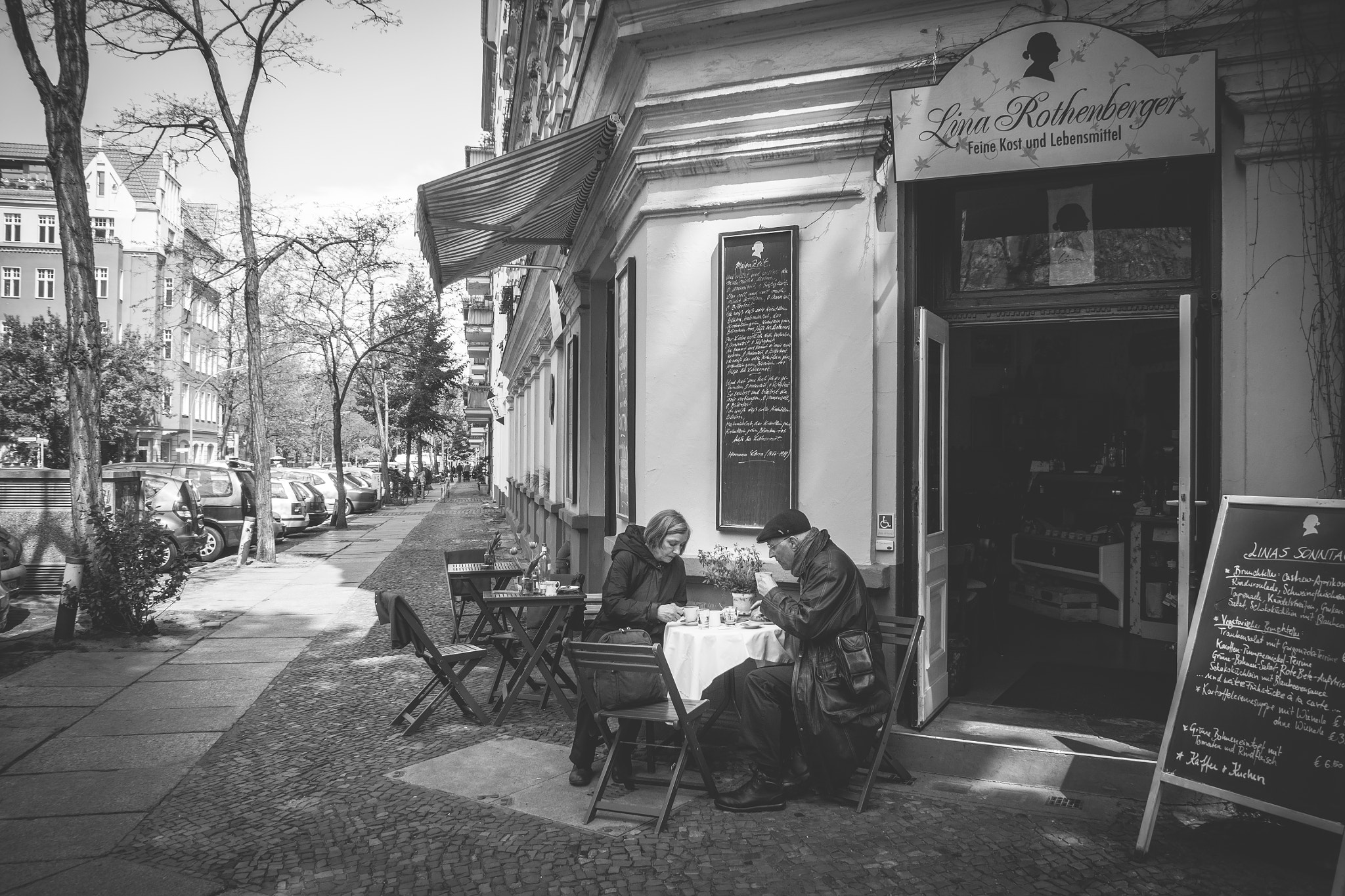 Olympus OM-D E-M10 sample photo. Berlin coffee time photography