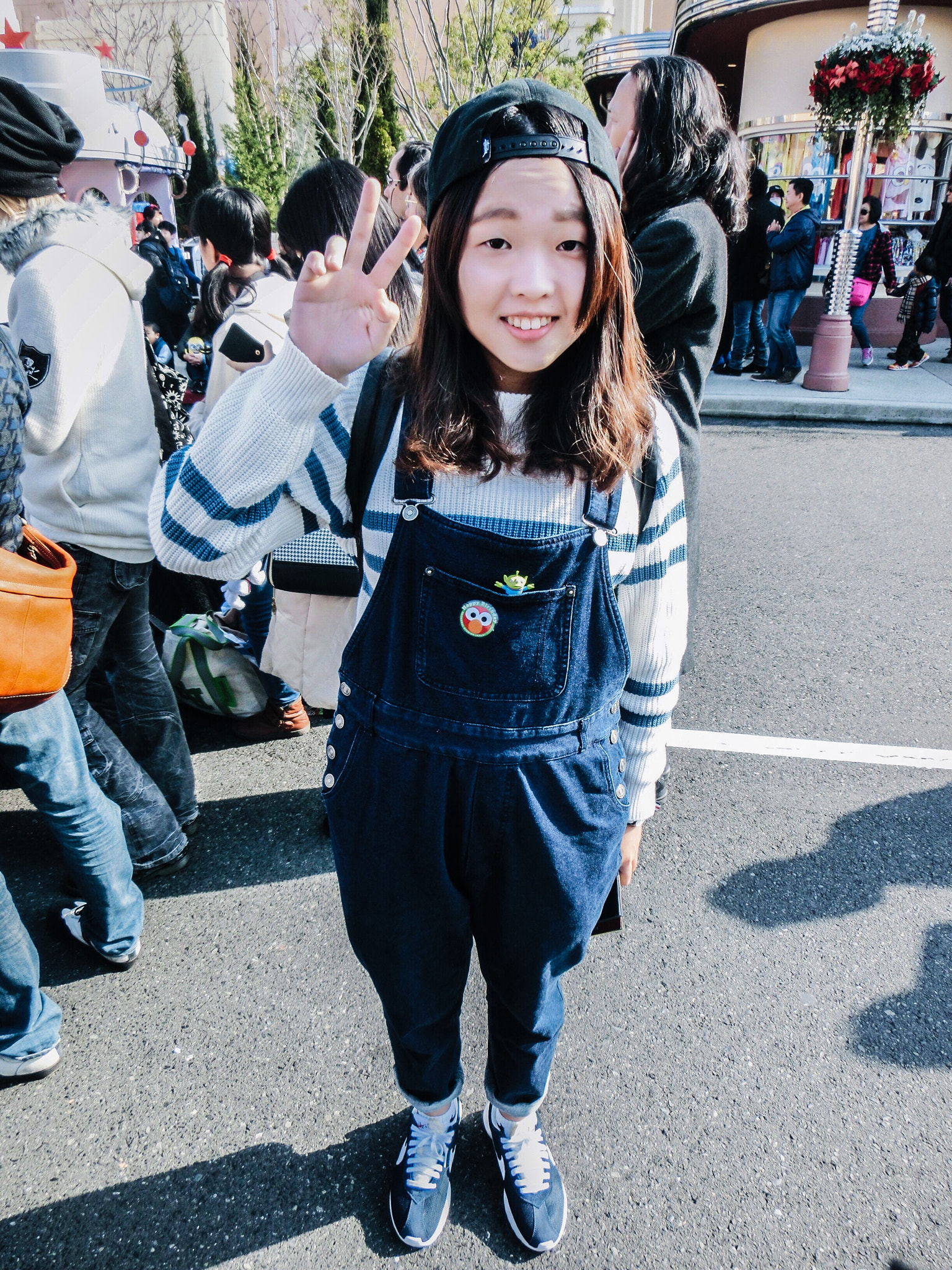 CASIO EX-ZR1000 sample photo. Have fun in usj  photography