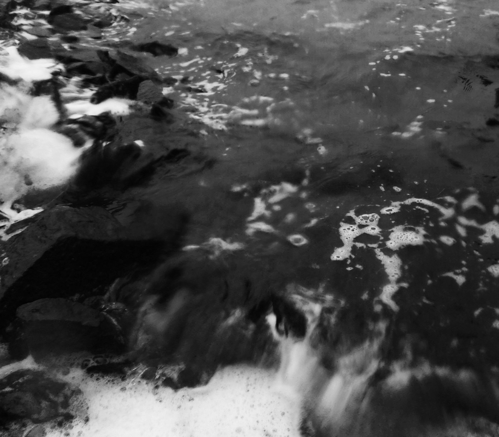 Fujifilm FinePix F600 EXR sample photo. White and dark water in a stream. photography