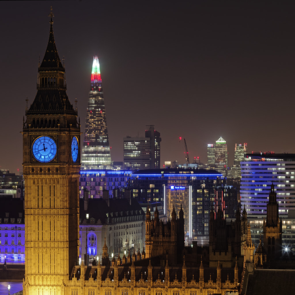 Pentax 645Z + smc PENTAX-FA 645 150mm F2.8 [IF] sample photo. Towers of london photography