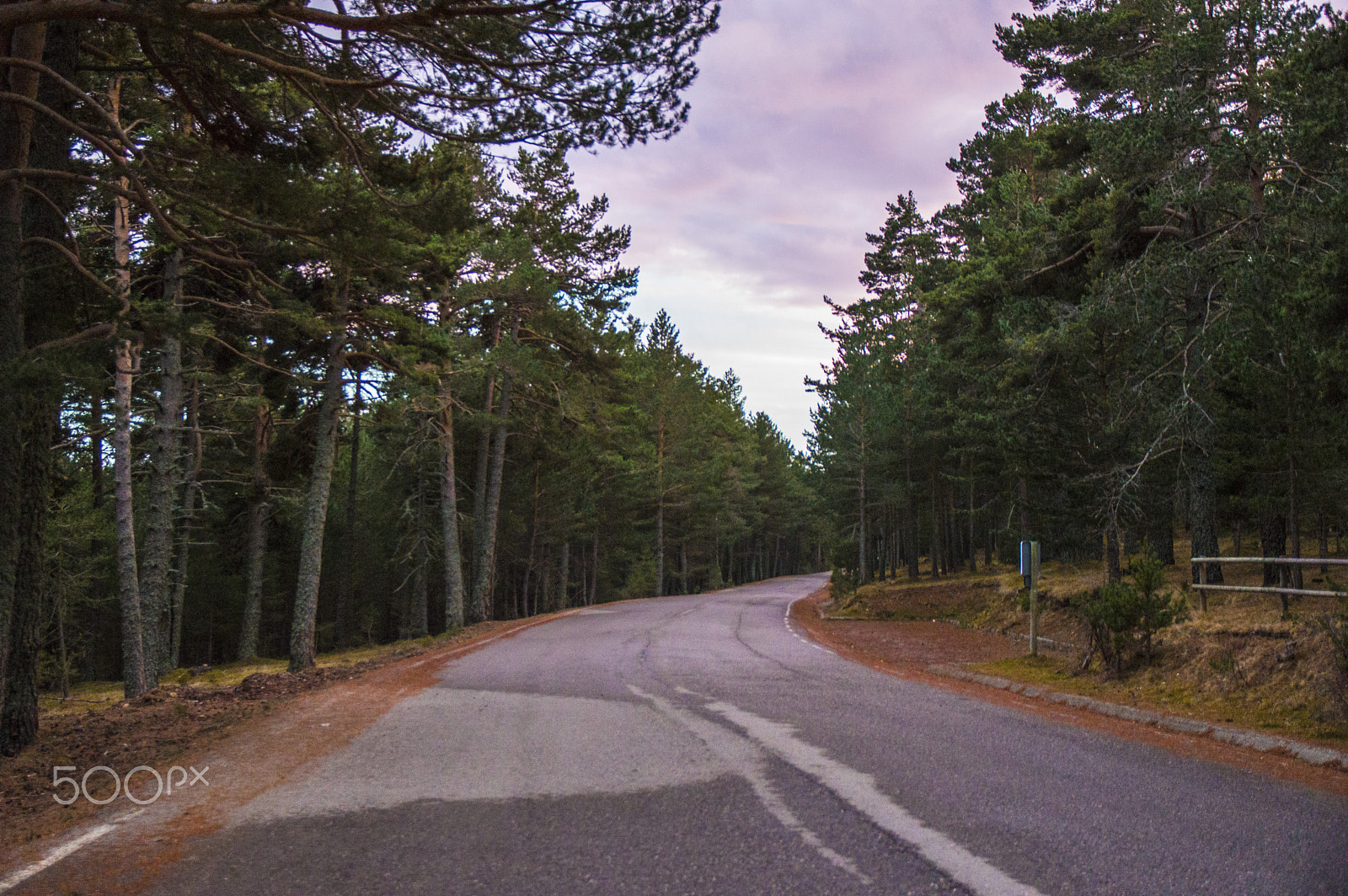 Sigma 17-70mm F2.8-4 DC Macro OS HSM | C sample photo. Roads photography