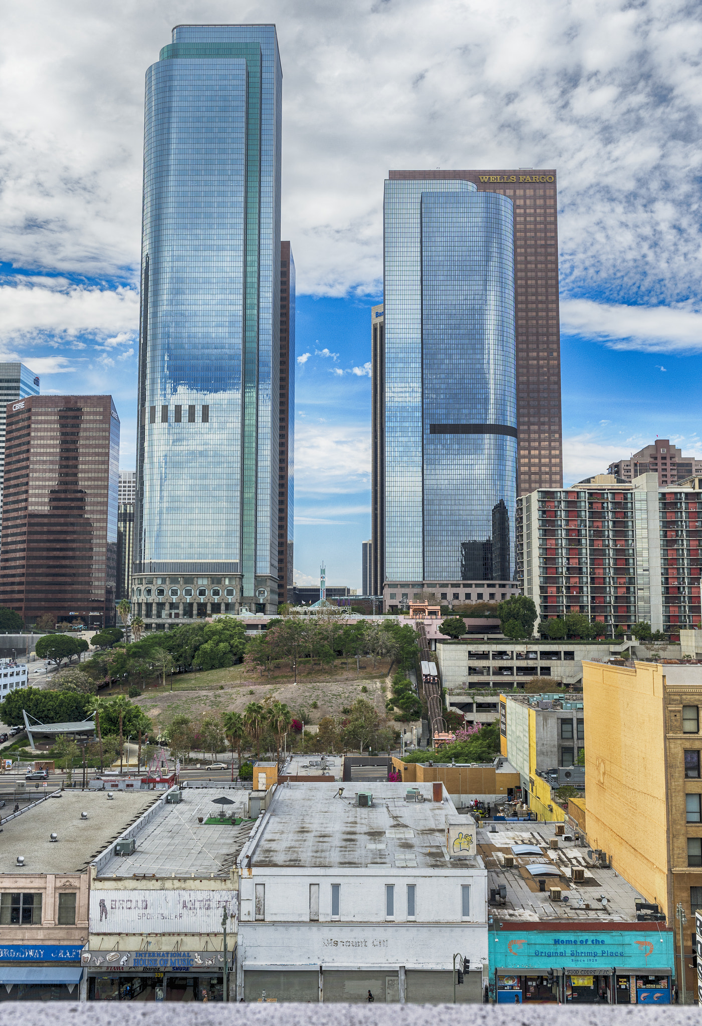 Nikon Df + AF-S Nikkor 35mm f/1.8G sample photo. The two towers  photography