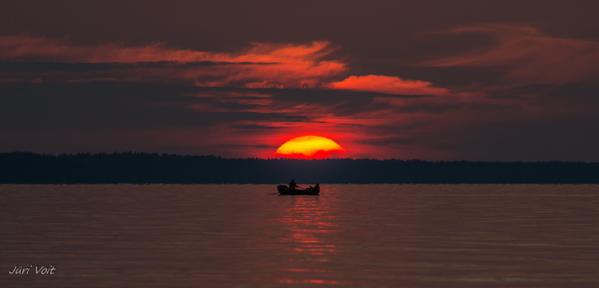 Tamron AF 70-300mm F4-5.6 Di LD Macro sample photo. Gone to fishing photography