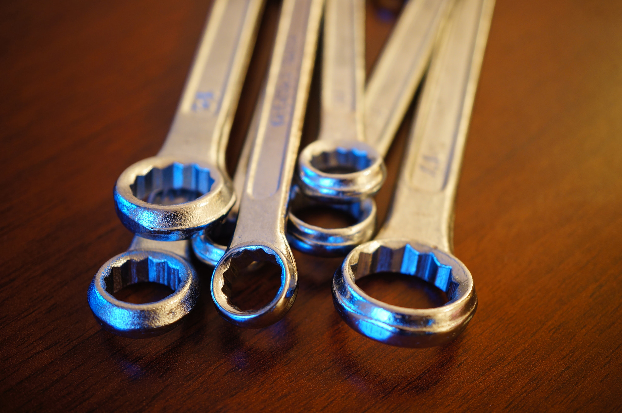 Sony Alpha NEX-5N + Sony E 30mm F3.5 Macro sample photo. Wrench variation photography